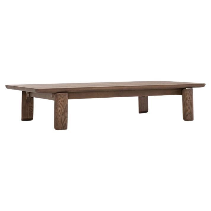 Table basse rectangulaire Mesa 72" - frêne massif certifié FSC en vente