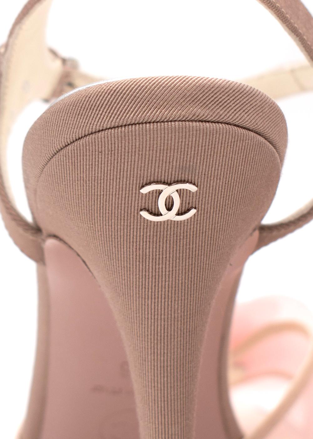 De las mujeres Chanel Sandalias de Malla Camelia - 38 en venta