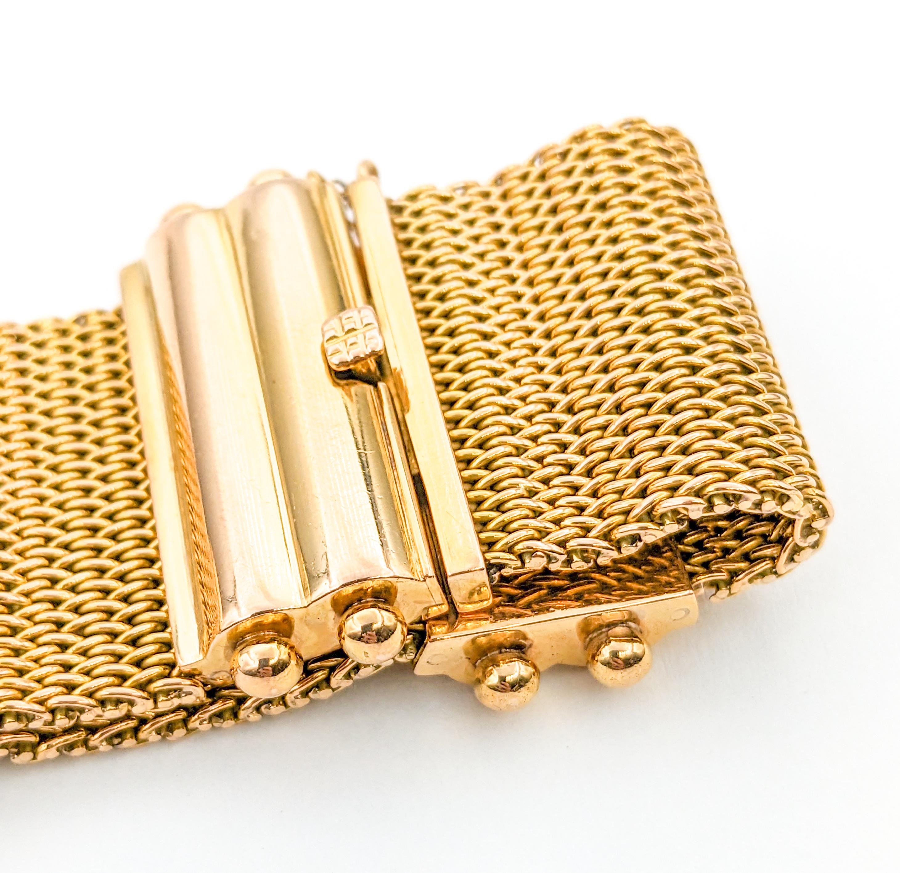 Antique Wide Mesh Bracelet In 18K Yellow Gold In Excellent Condition For Sale In Bloomington, MN