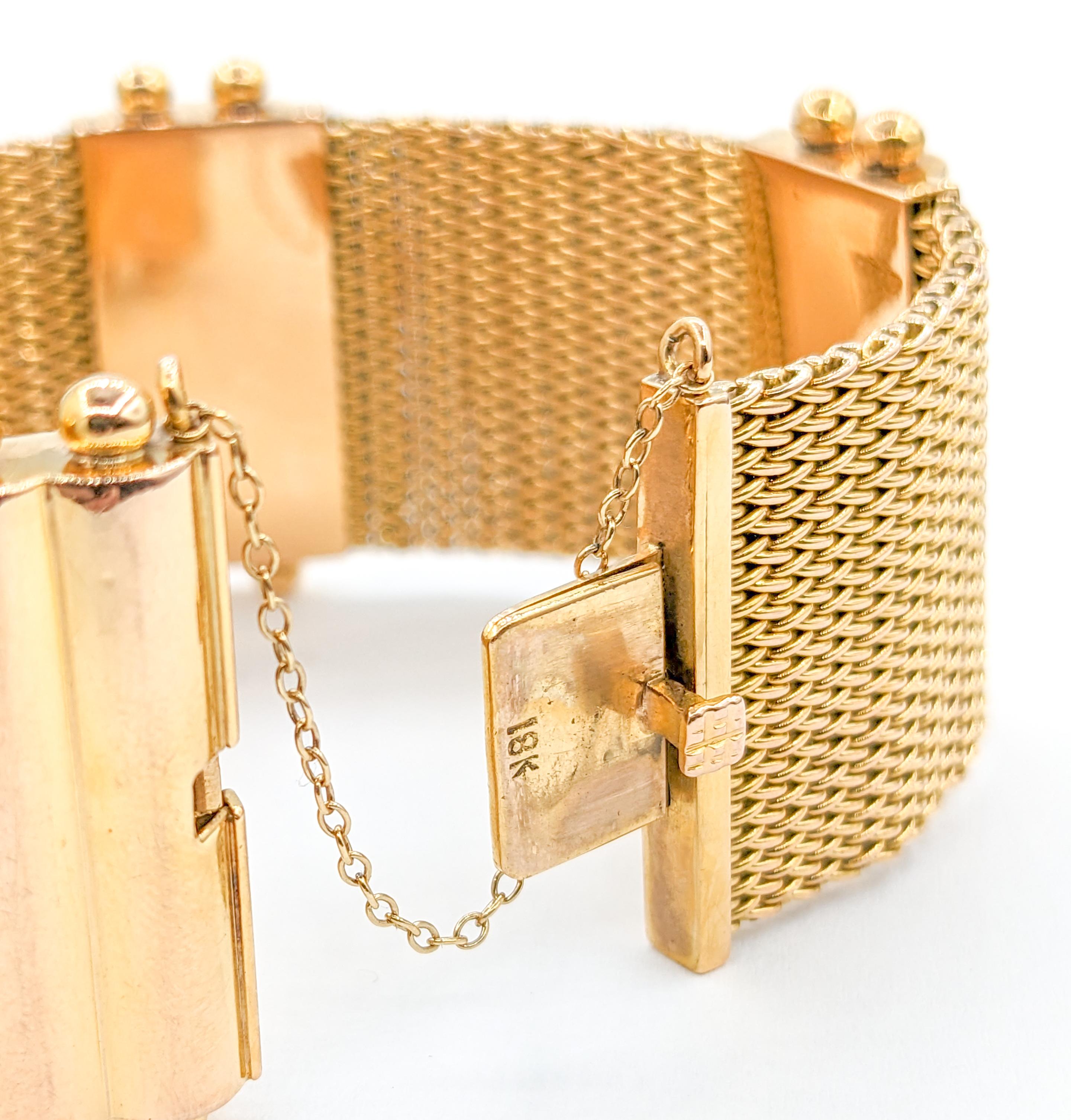 Antique Wide Mesh Bracelet In 18K Yellow Gold For Sale 2
