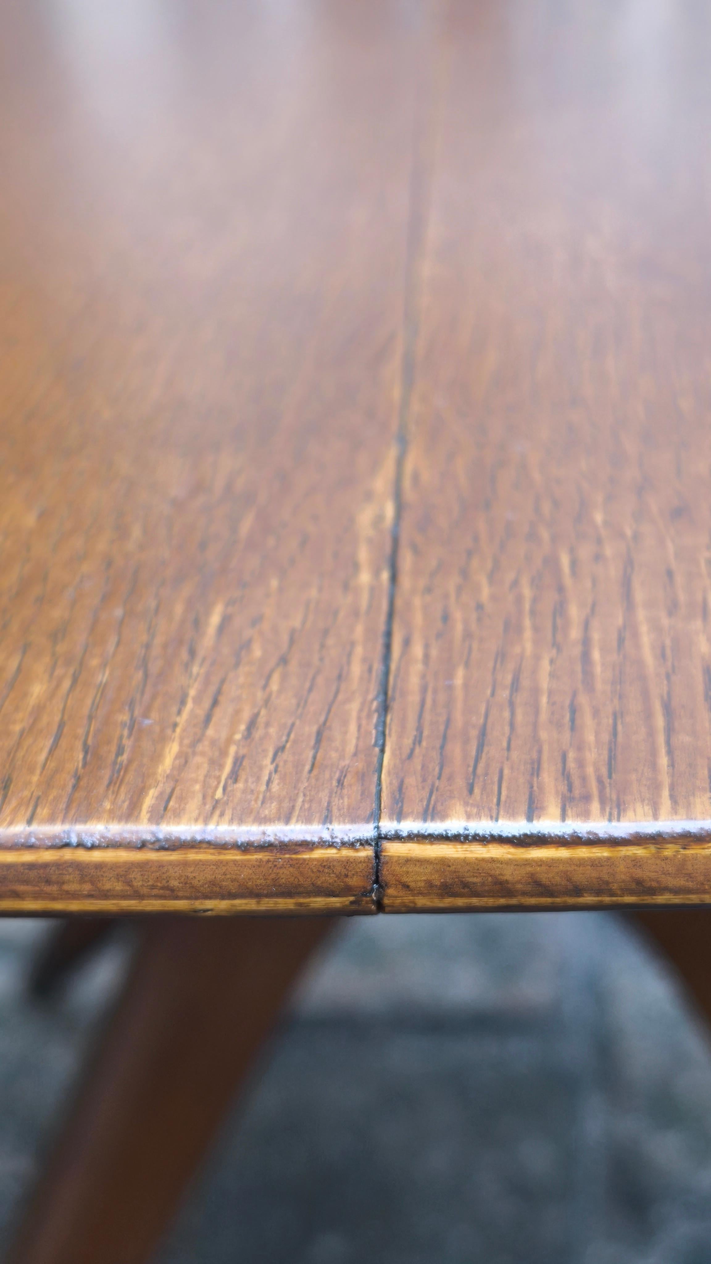 Table de salle à manger en chêne maillé attribuée à Ico Parisi, années 1960 en vente 4