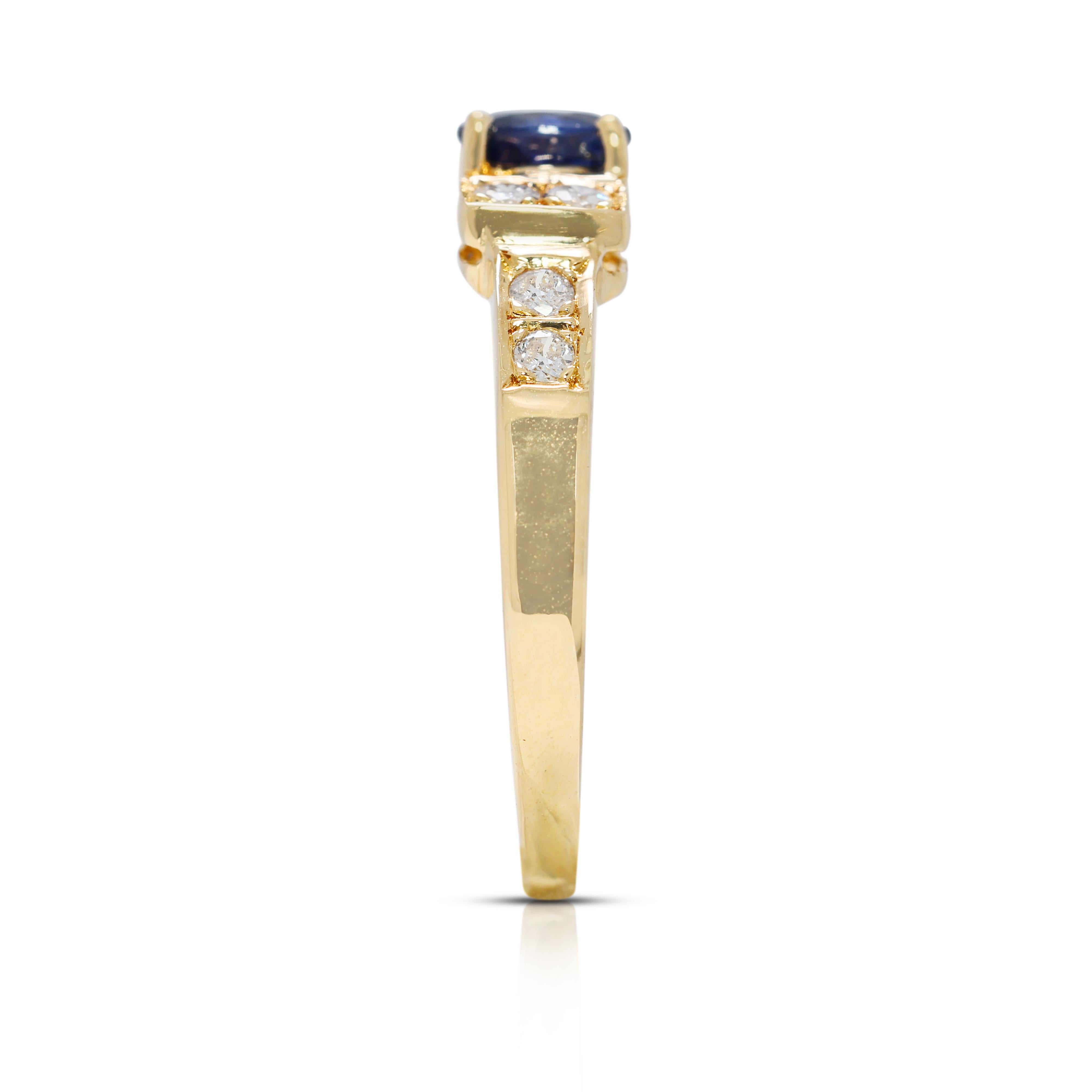 De las mujeres Mesmerizing 0.34ct Sapphire & Natural Diamond Ring in 18K Yellow Gold en venta