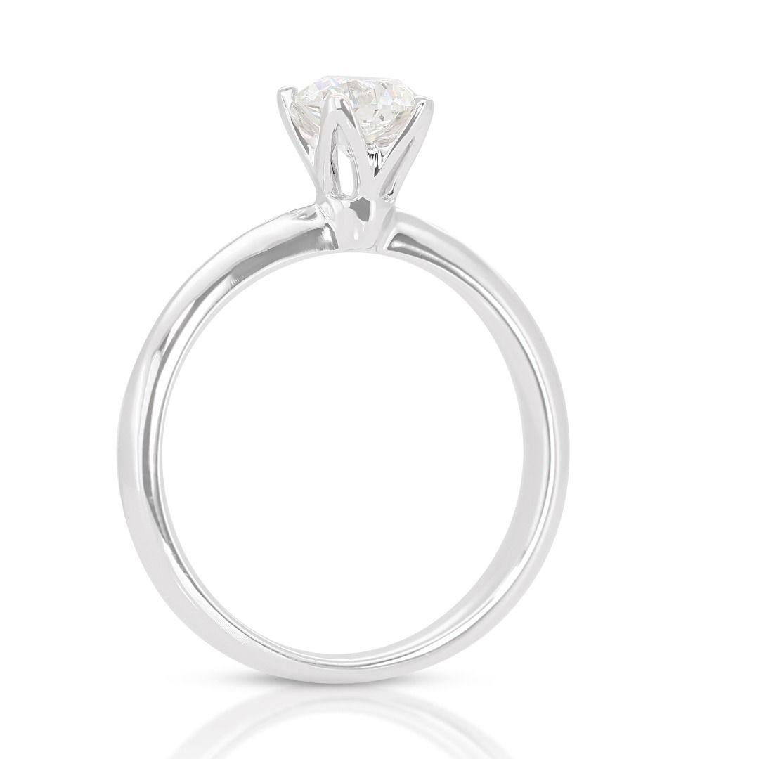 Mesmerizing 0.53ct Solitaire Diamond Ring set in Gleaming 18K White Gold In New Condition For Sale In רמת גן, IL