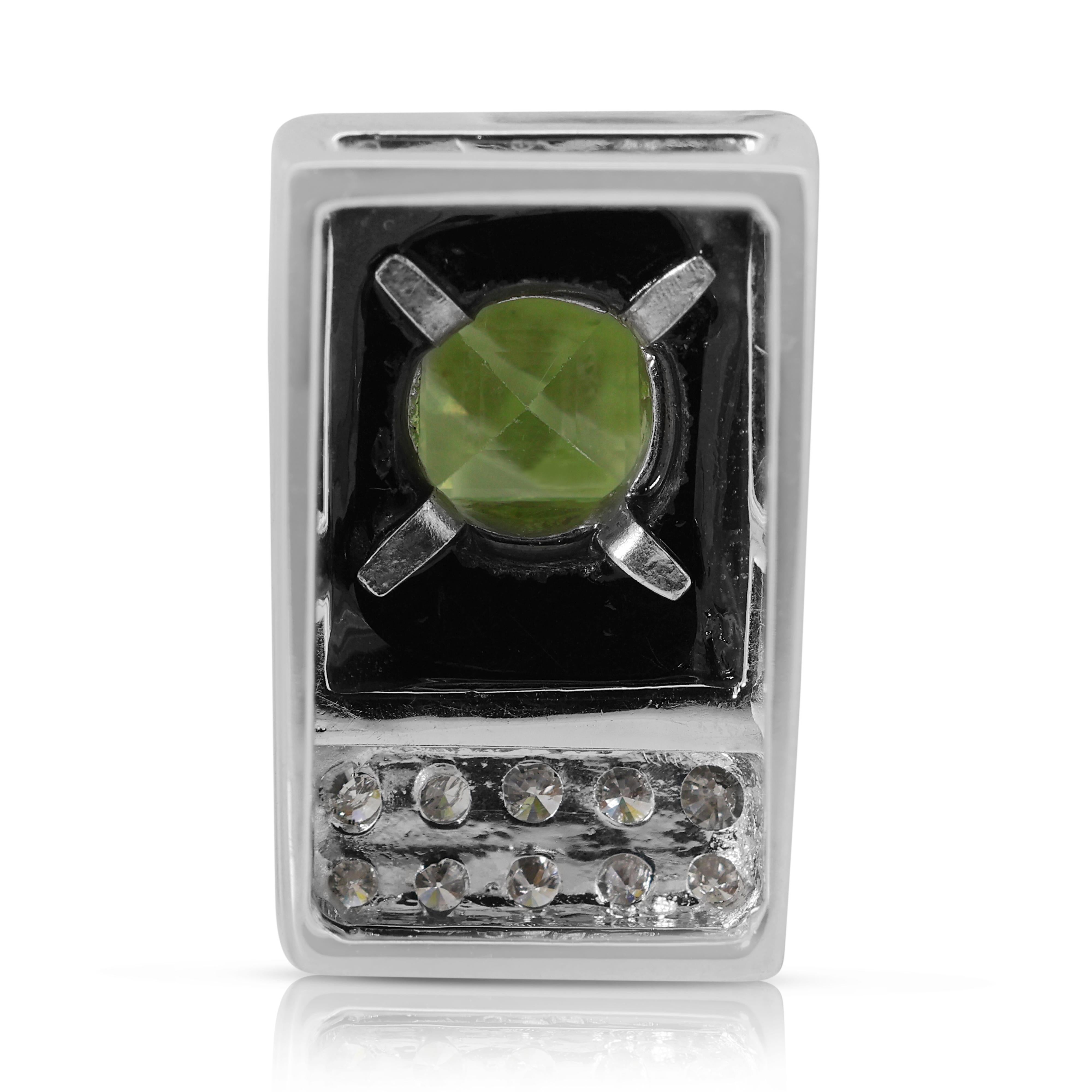 Mesmerizing 1,35 Karat Peridot und Diamant-Anhänger mit Onyx aus 18 Karat Weißgold im Angebot 1