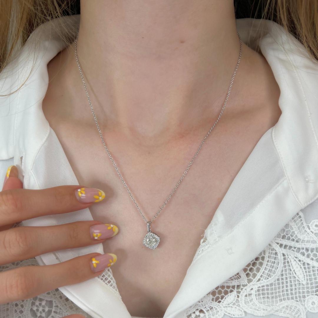 Mesmerizing 1.47ct Diamonds Halo Necklace with Pendant in 14k White Gold - IGI 4