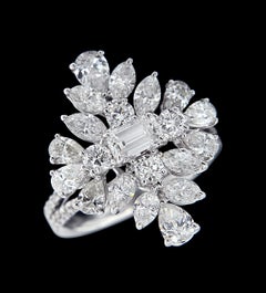 Mesmerizing 18 Karat White Gold and Diamond Cocktail Ring