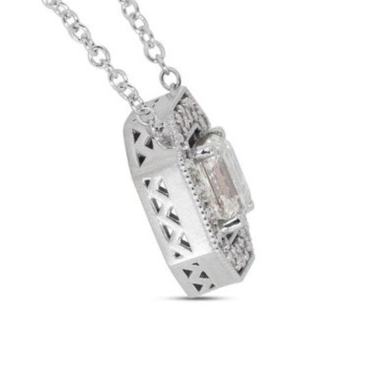 Mesmerizing 1ct Asscher Diamant-Halskette aus glänzendem 18 Karat Weißgold im Zustand „Neu“ im Angebot in רמת גן, IL