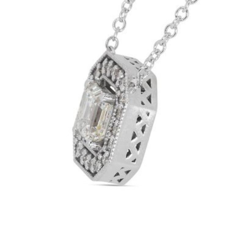 Women's Mesmerizing 1ct Asscher Diamond Necklace in Gleaming 18K White Gold For Sale