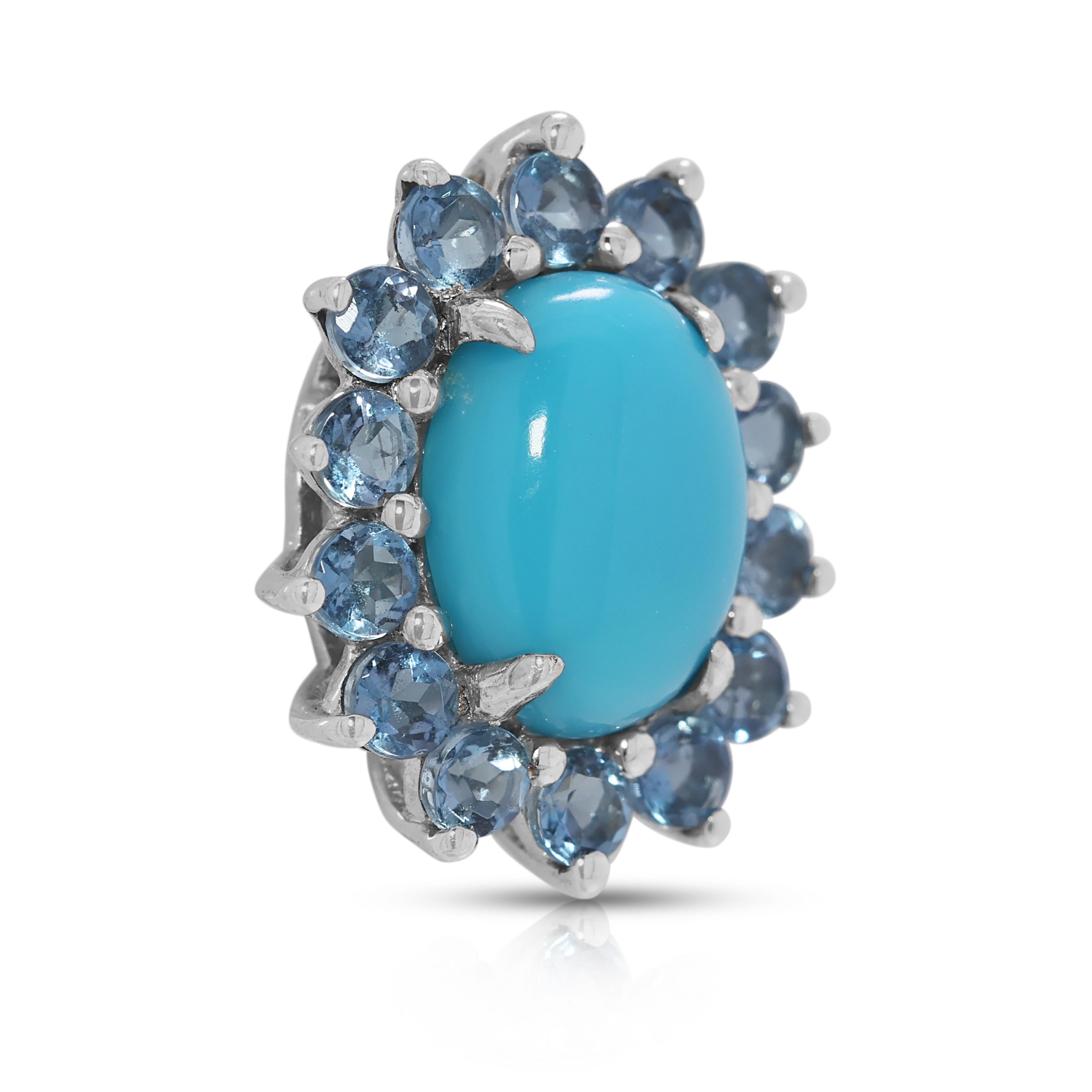 Pendentif Halo en or blanc 18 carats avec turquoise et saphir de 2,17 ct. Excellent état - En vente à רמת גן, IL