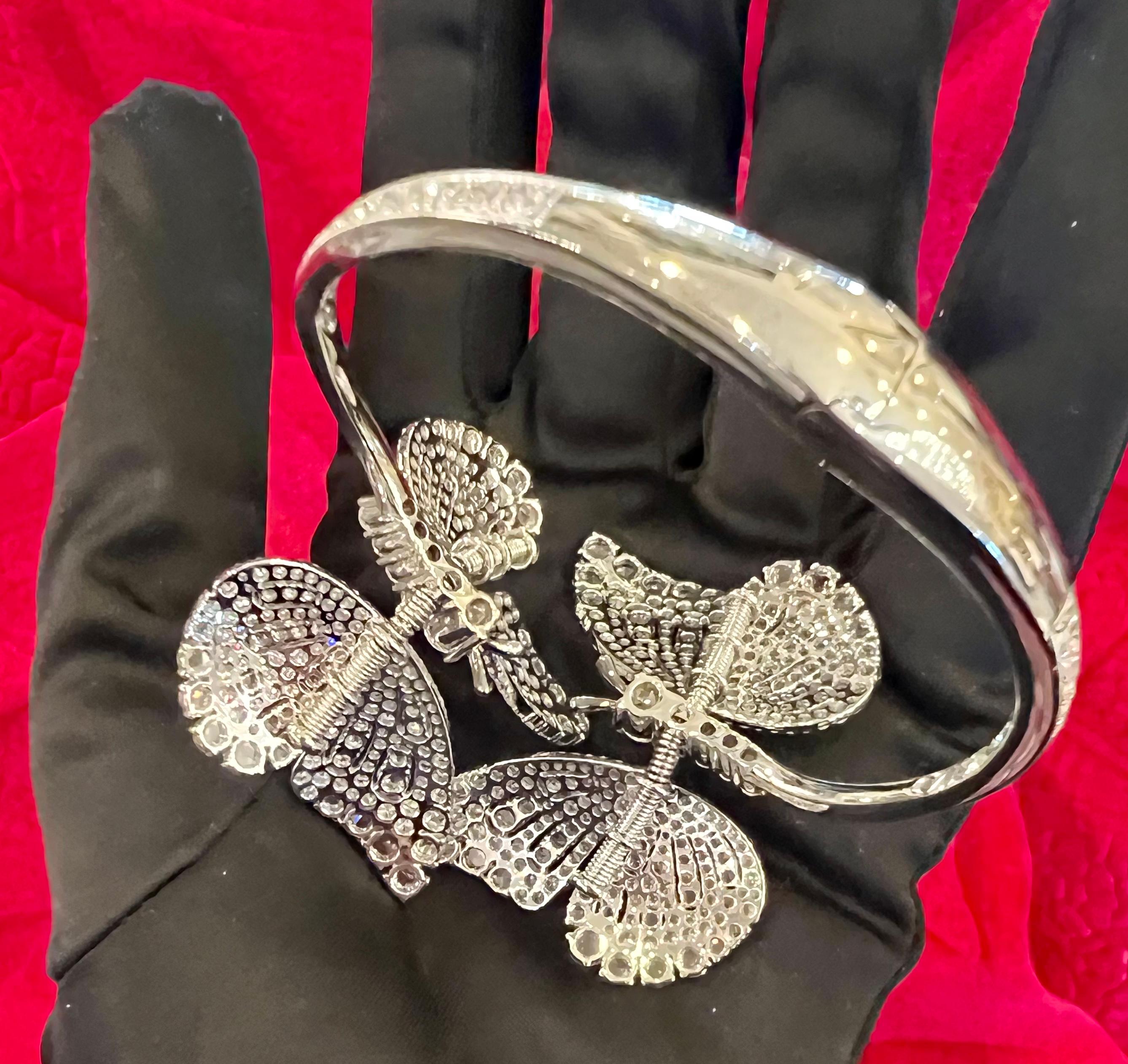 Mesmerizing 25 Carat Diamond Flying Butterfly Bangle Bracelet 18K White Gold 7