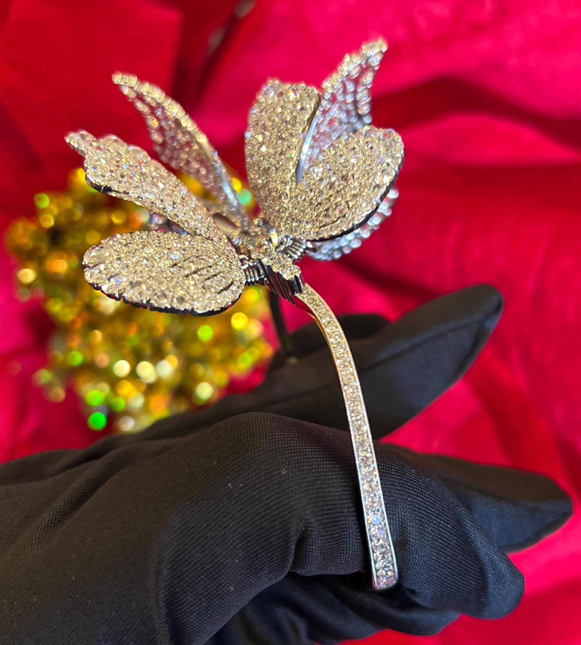 Women's Mesmerizing 25 Carat Diamond Flying Butterfly Bangle Bracelet 18K White Gold