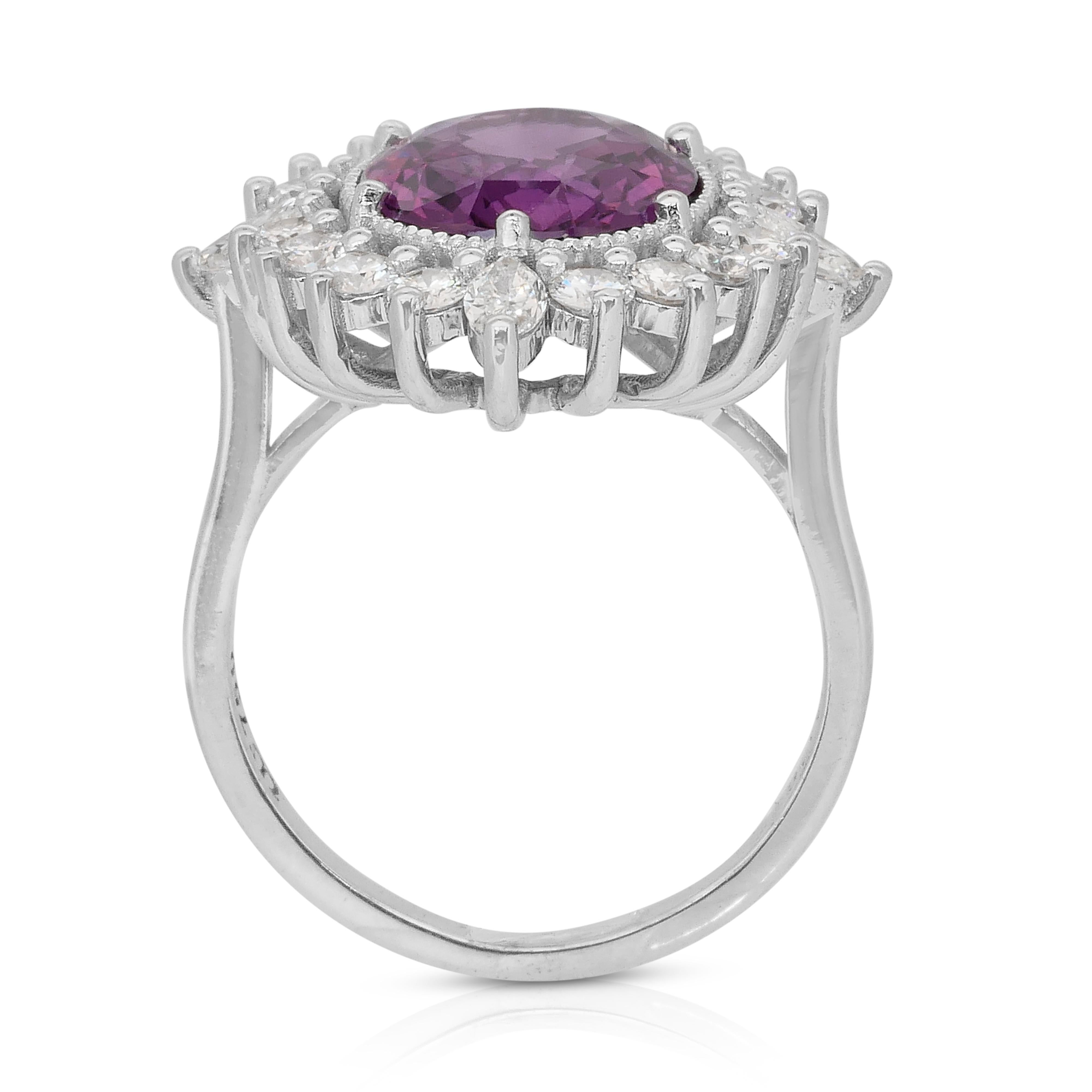 Incredibile anello da cocktail con granato e diamanti da 6,49 carati in oro bianco 18 ct. in vendita 4