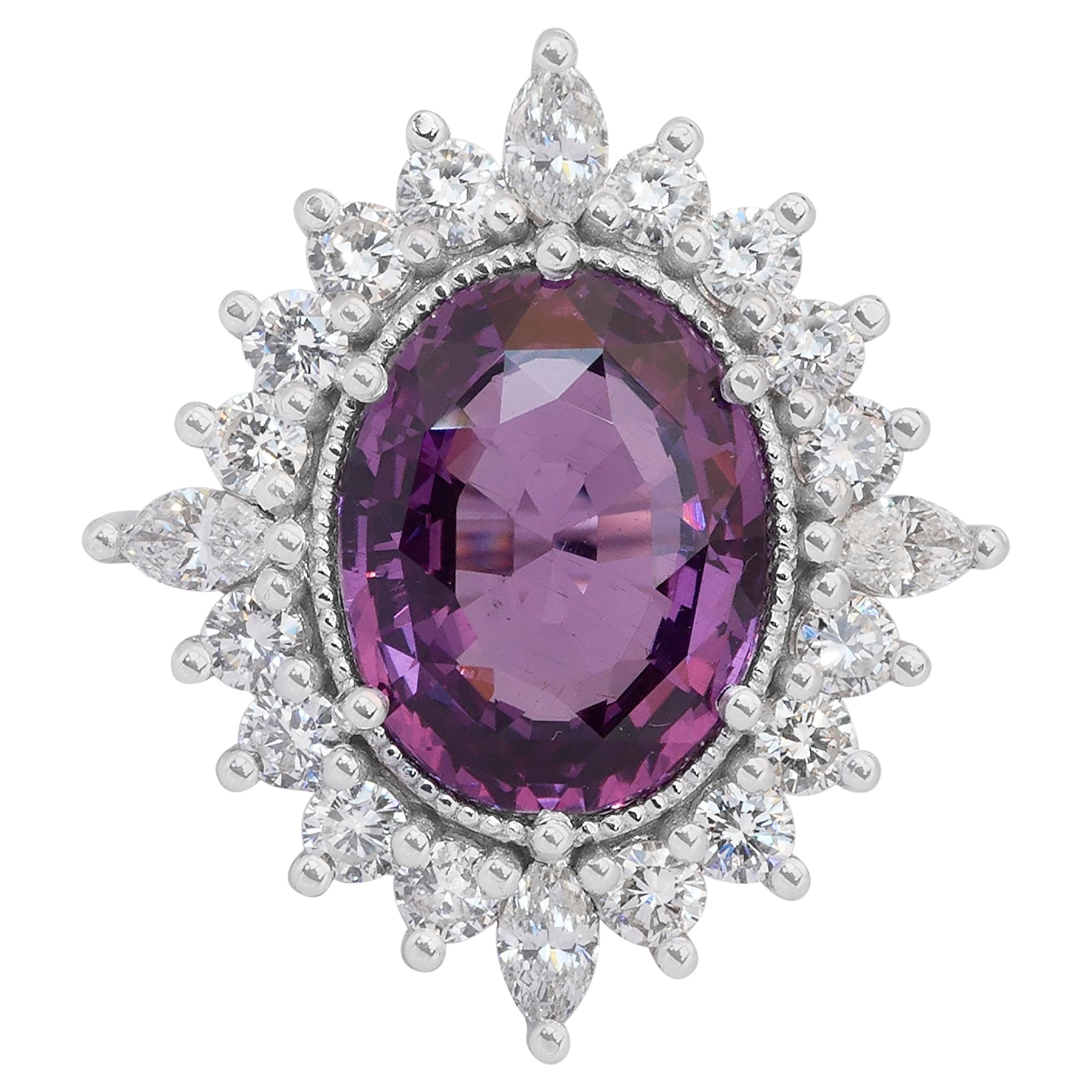 Mesmerizing 6.49ct Garnet and Diamonds Cocktail Ring in 18k White Gold