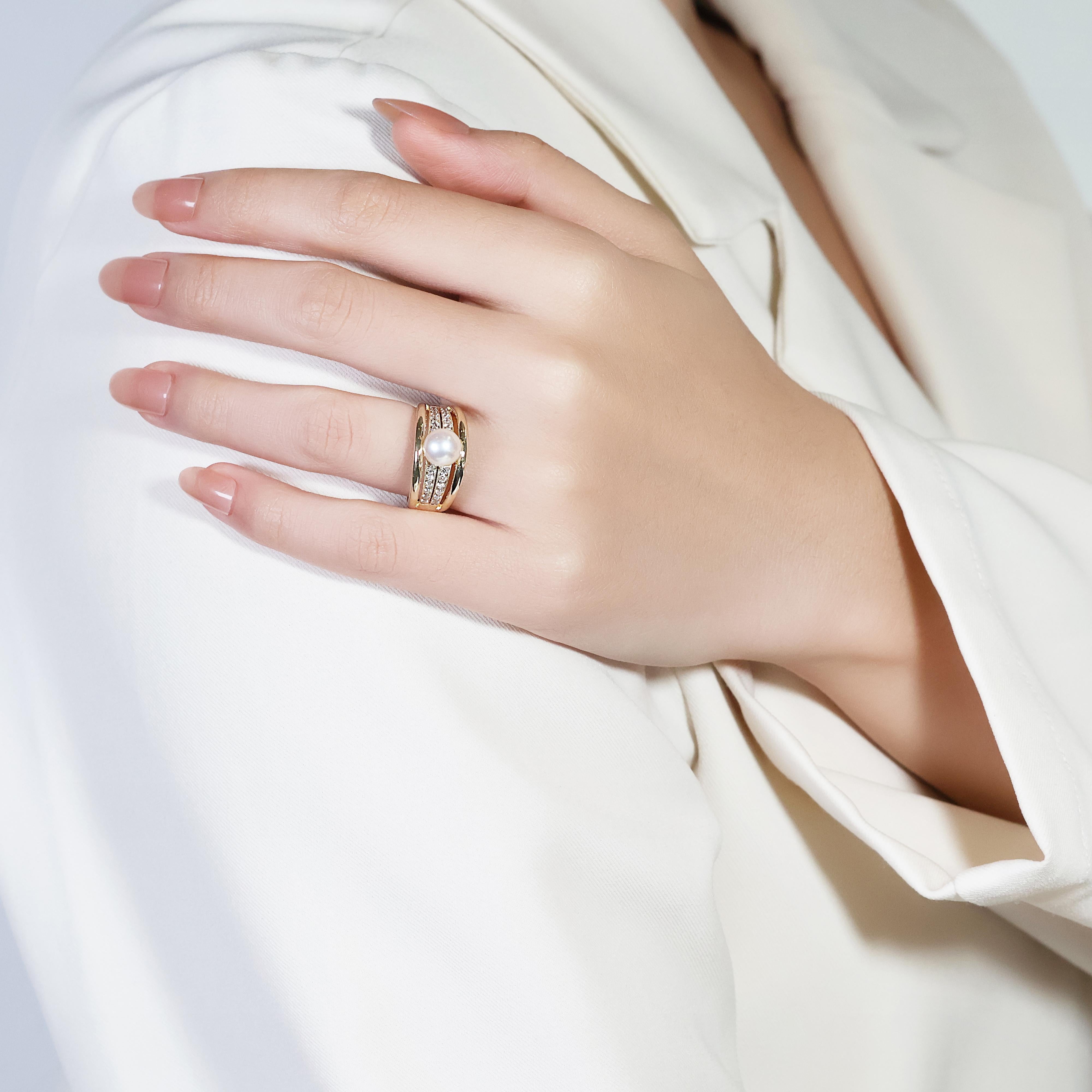 Mesmerizing 7.06mm Akoya Pearl Ring with Natural Diamond in 18K Yellow Gold 3