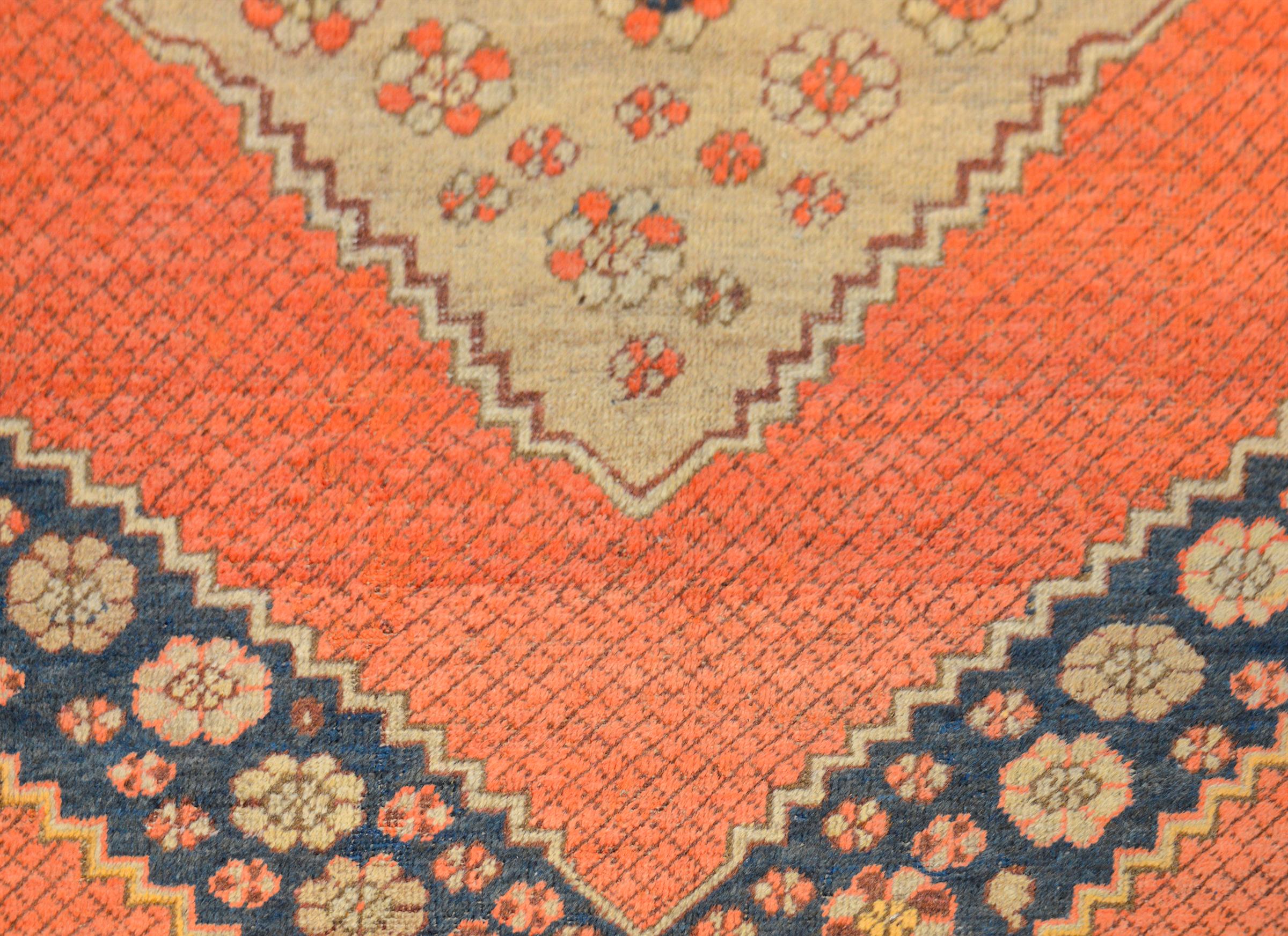 Mesmerizing Early 20th Century Samarkand Rug In Good Condition For Sale In Chicago, IL