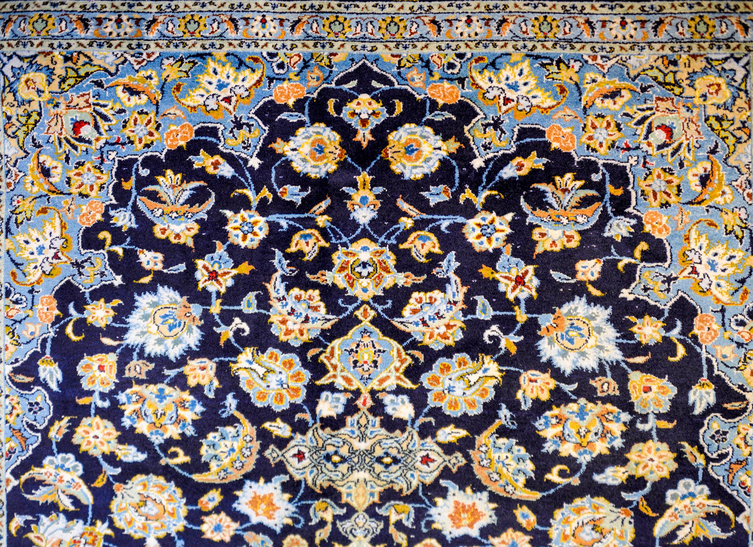 Teinture végétale Magnifique tapis de Téhéran du début du XXe siècle en vente