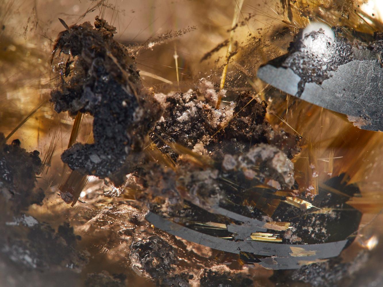 Mesmerizing Quartz Sphere with Golden Rutile Inclusions For Sale 12