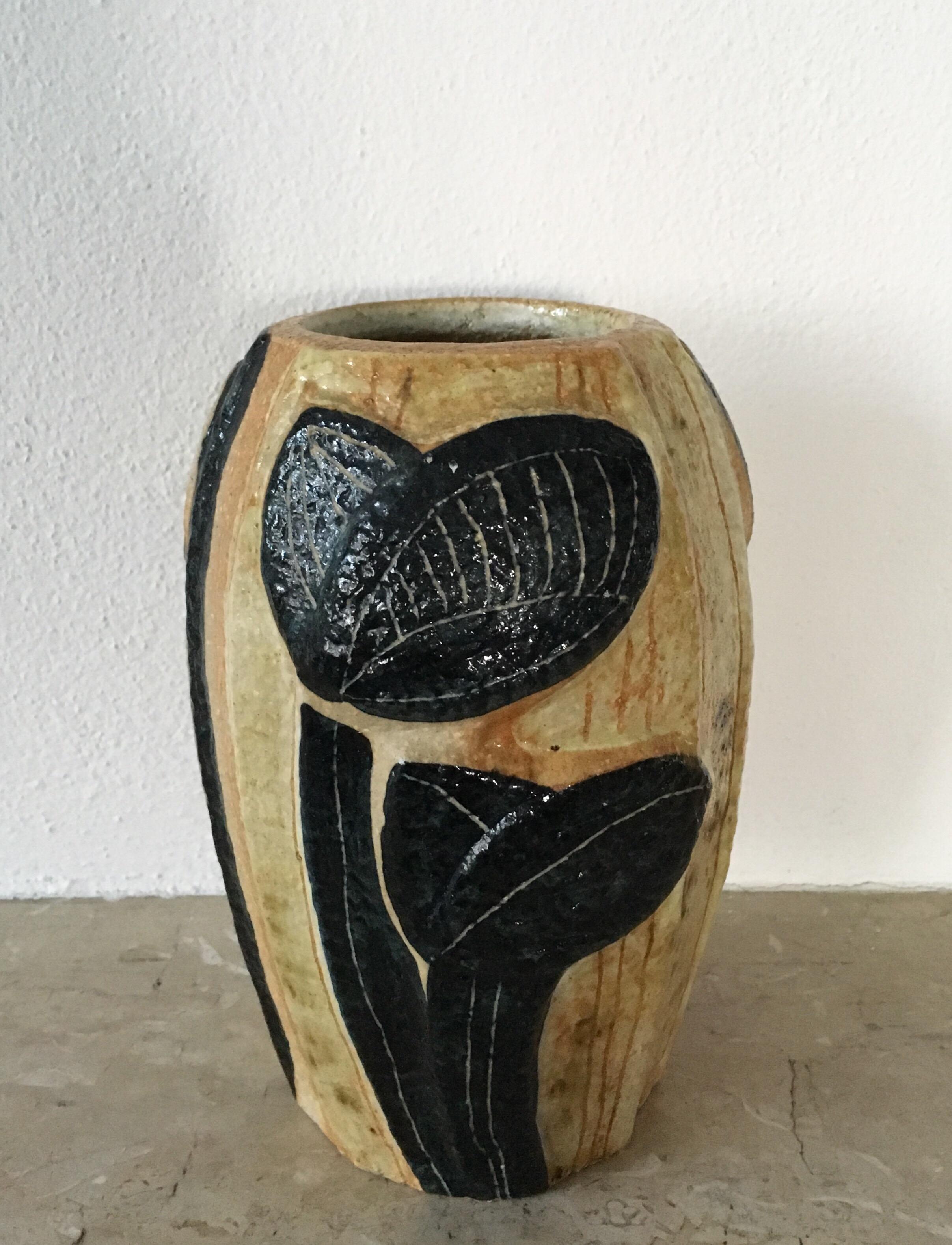 Mesmerizing Scandinavian Vase by Noomi Backhausen for Soholm Pottery, 1980s 1
