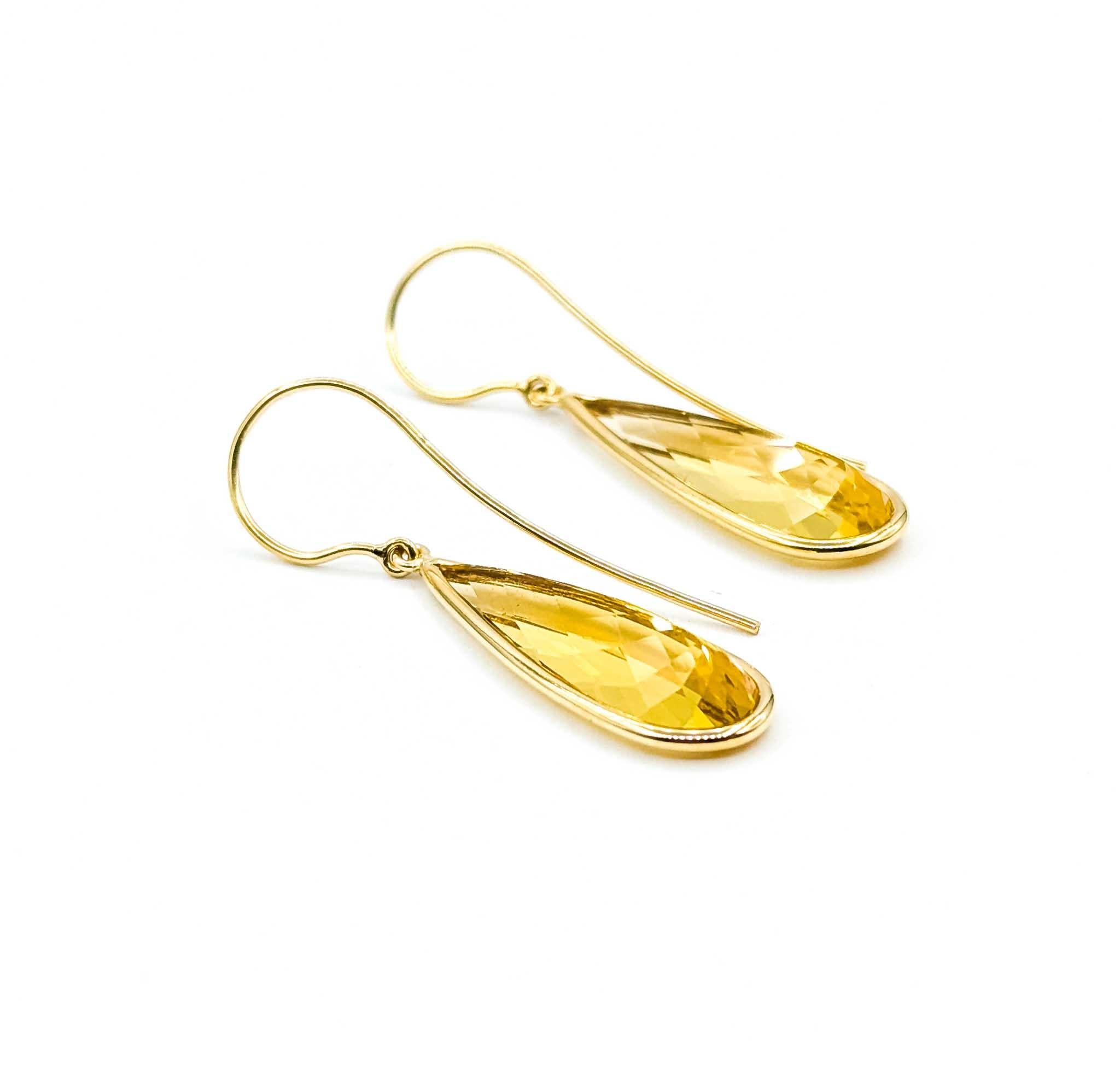 Contemporain Boucles d'oreilles béryl jaune en or exquis 18k en vente