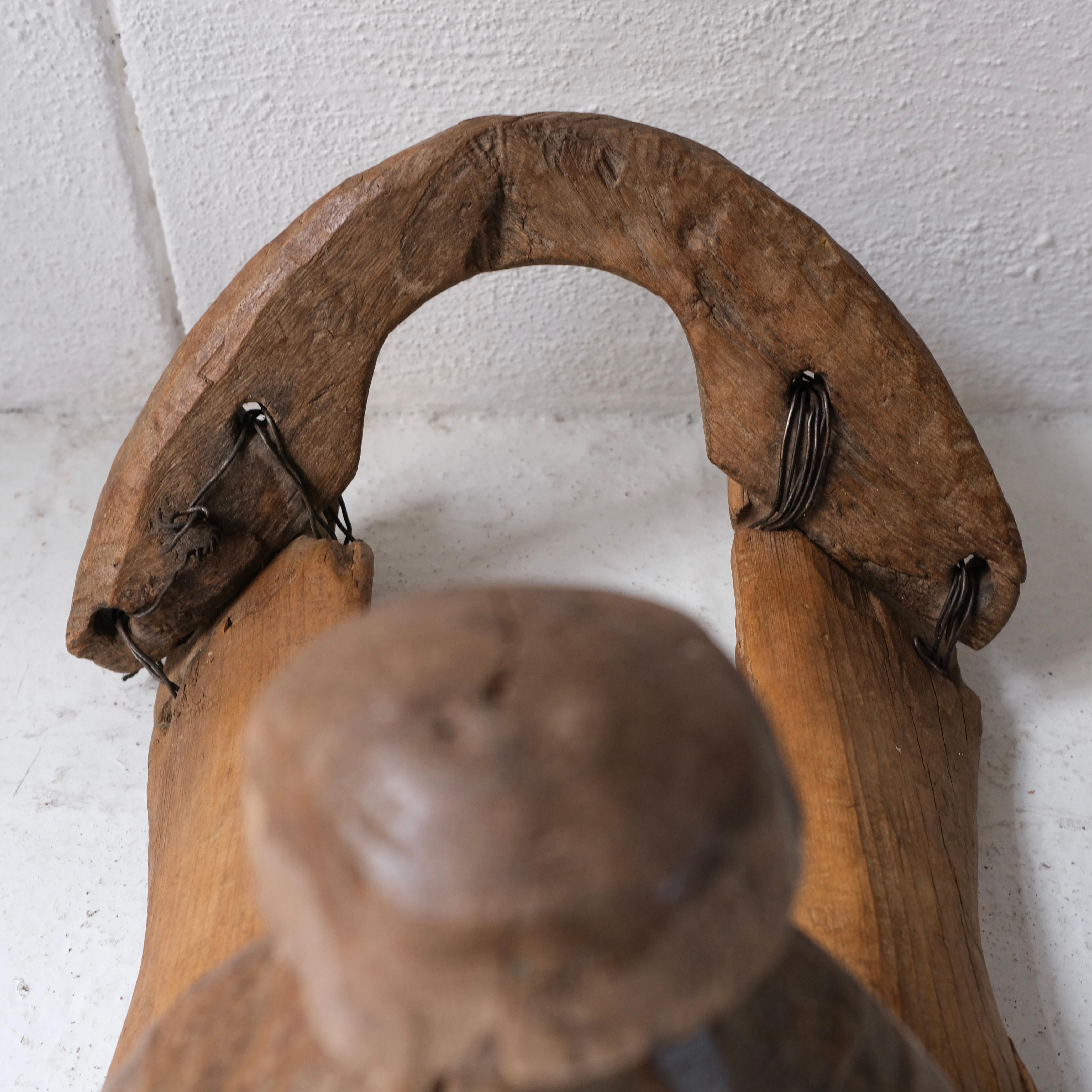 Wooden Saddle from Mexico, Circa 1920's In Fair Condition In San Miguel de Allende, Guanajuato