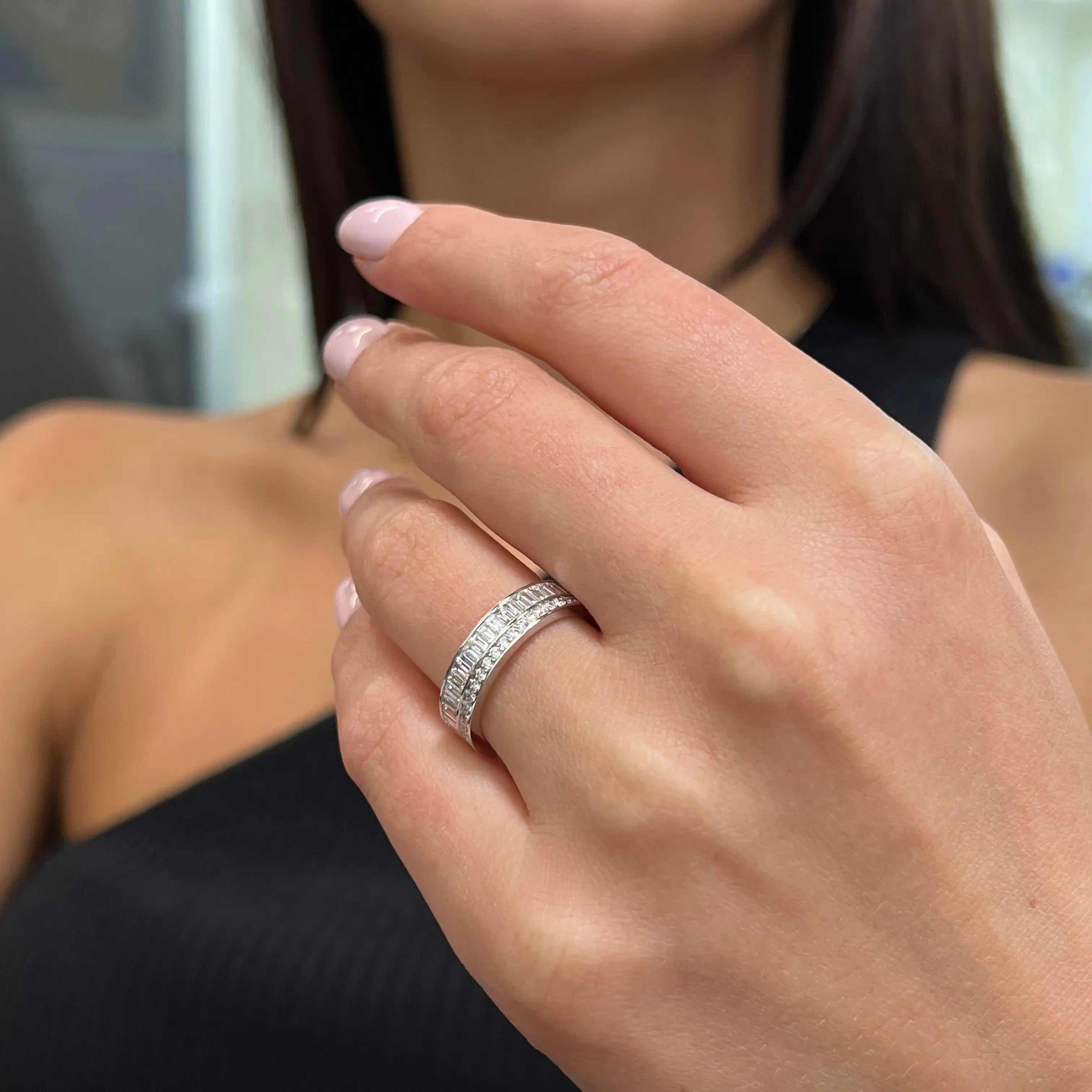 Modern Messika 1.15Cttw Liz Baguette And Round Cut Diamond Ring 18K White Gold Size 6.5 For Sale