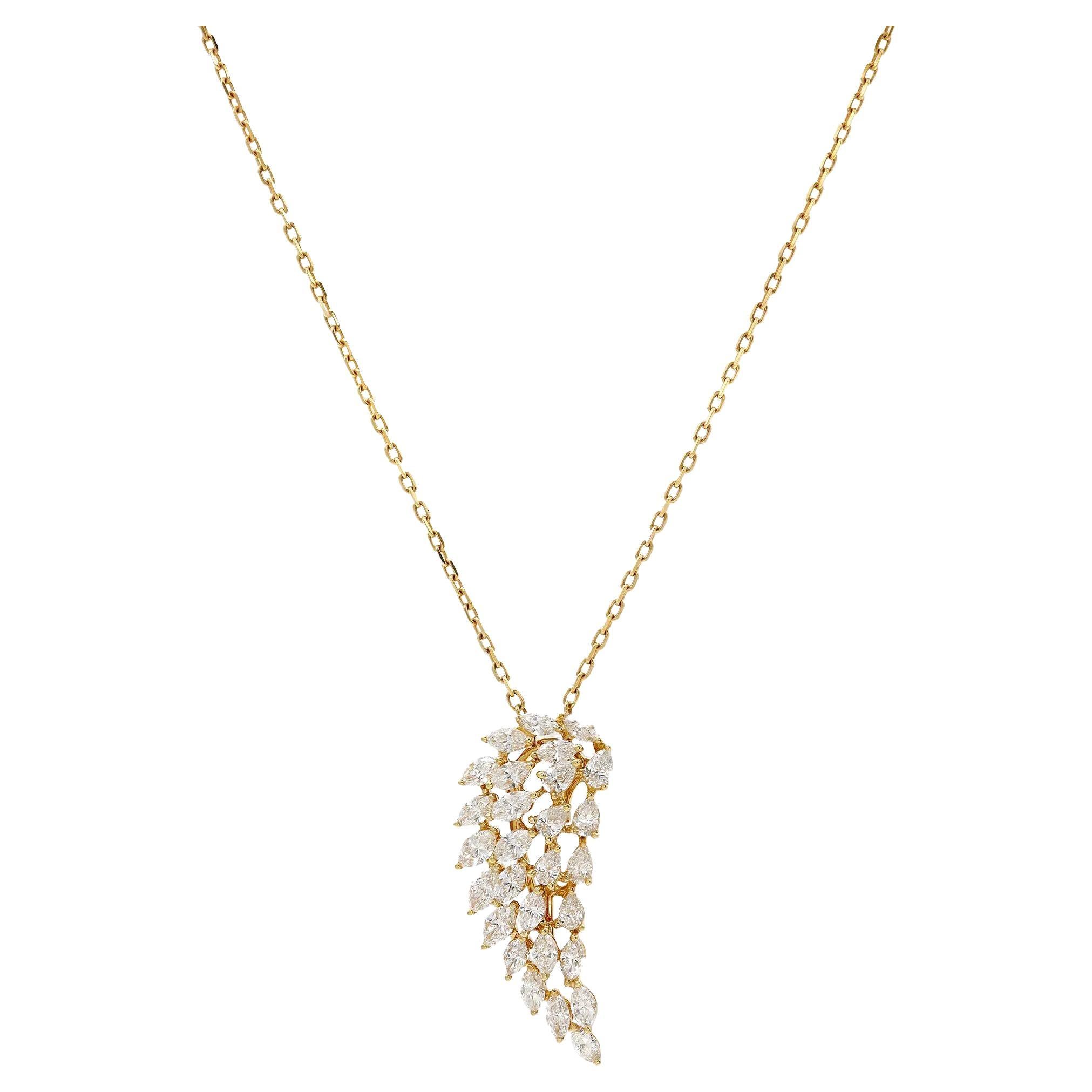 Messika 2.12Cttw Angel Diamond Pendant Necklace 18K Rose Gold 17.5 Inches en vente