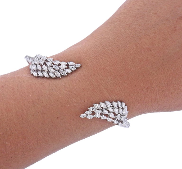 Messika Angel Paume de Main Diamond White Gold Bracelet For Sale at 1stDibs