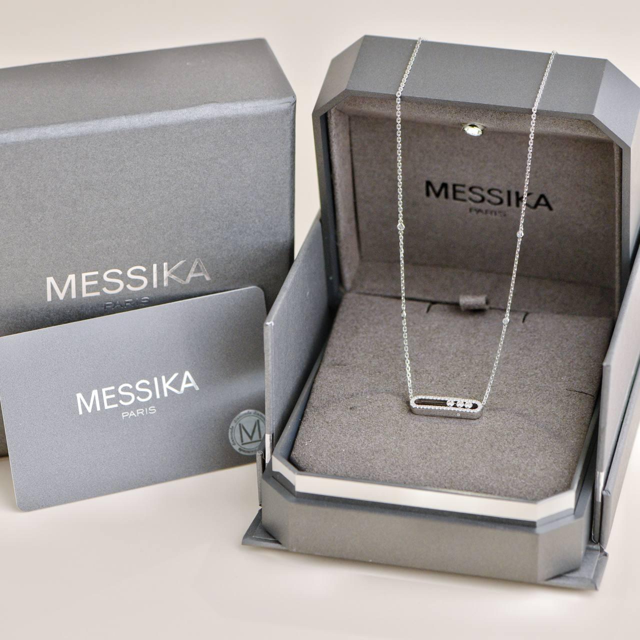 SKU	33301117
Comes With	Full Set (Box + Card)
Date	2024
RRP	£3,180 Incl. Taxes / €3,650 Incl. Taxes / $3,850 Excl. Taxes
Model	Baby Move Pavé
Serial Number	J7****
Metal	18k White Gold
Stones	Diamond
Weight	Approximately 5.76 g
Length	Approximately