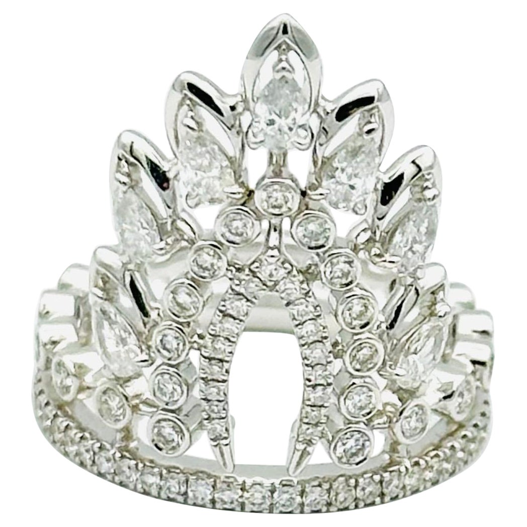 Anillo de diamantes Messika Desert Bloom de oro blanco de 18k