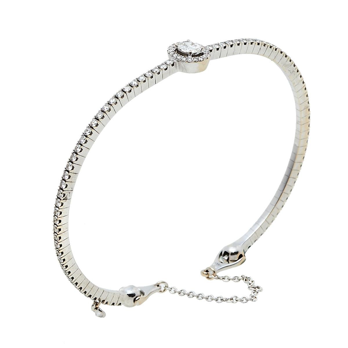 Precious diamonds that last forever. Messika's Glam'Azone collection gifts women priceless jewels that are glamourous, light, and wearable. This Glam'Azone bracelet has a single strand made from 18k white gold and set carefully with diamonds. The