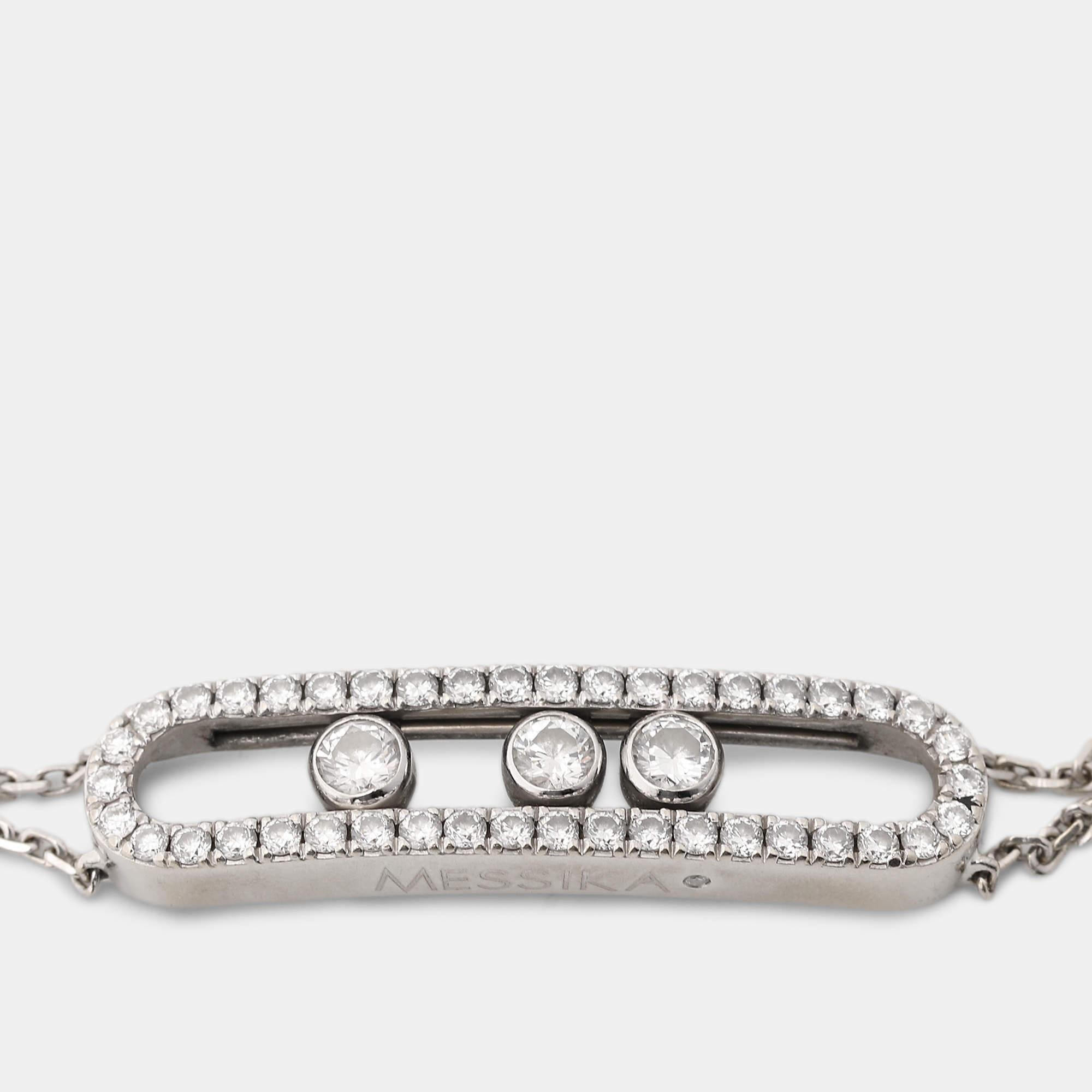 Die Auswahl der besten MATERIALS in Verbindung mit der traditionellen Handwerkskunst macht dieses Messika Move Classic Pave Armband zu einer wertvollen Kreation. Sie sitzt anmutig an jedem Handgelenk.