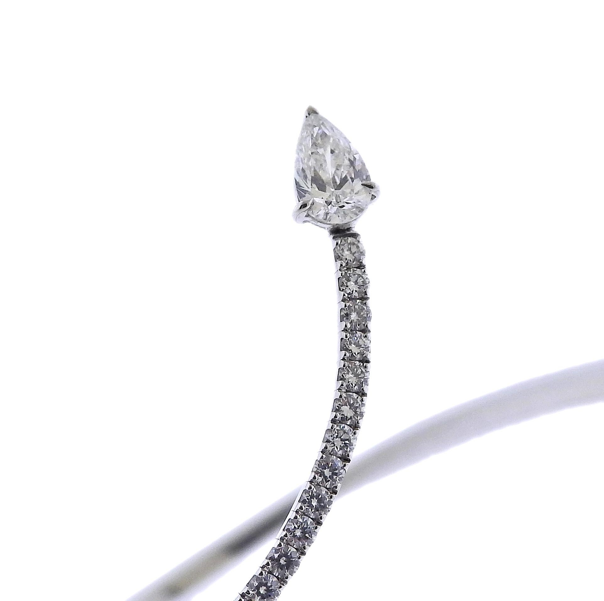 Bracelet enveloppant Messika en or blanc avec serpent et diamants Neuf - En vente à Lambertville, NJ