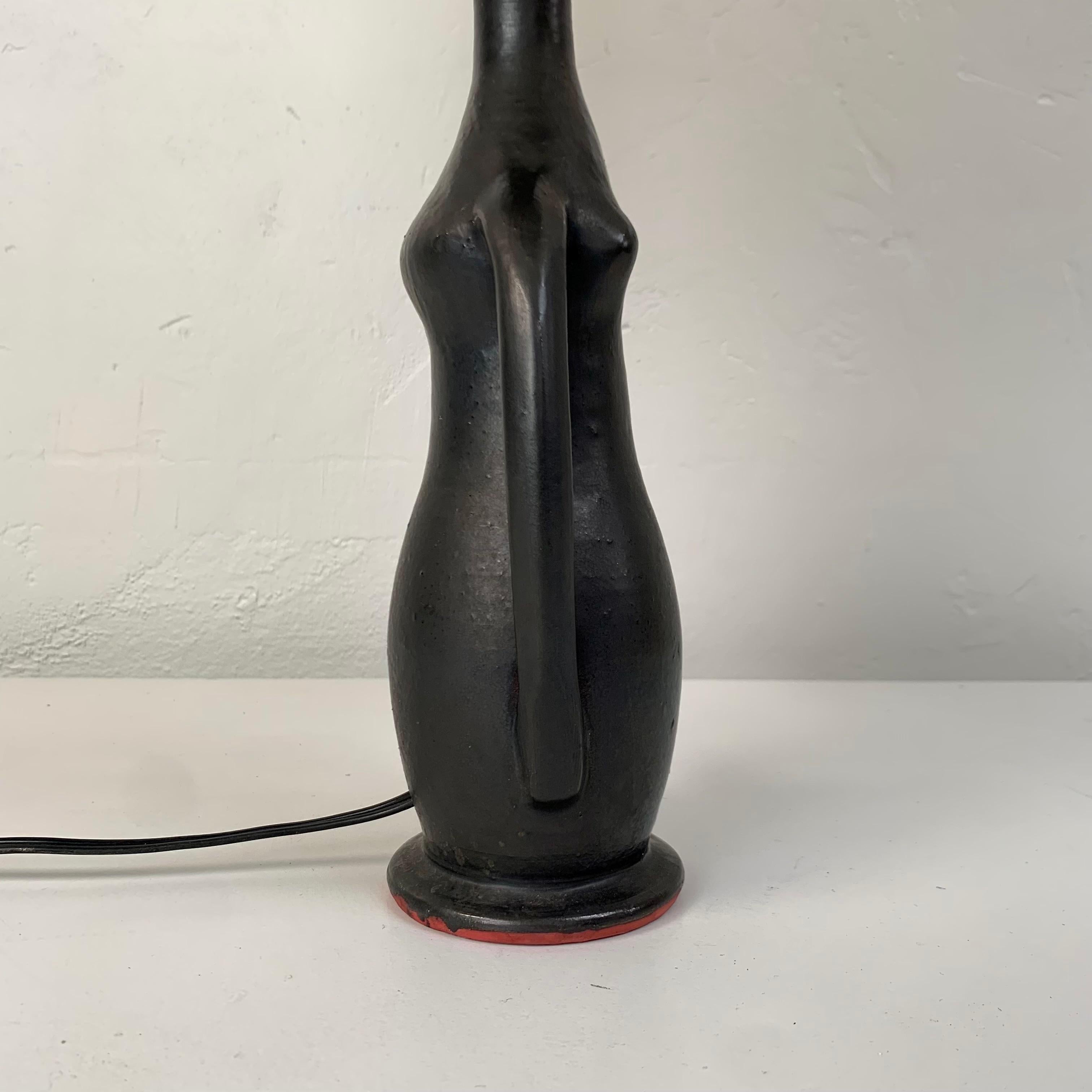 Met De Penninghen Antropomorphe Keramik-Tischlampe, um 1950, Frankreich. im Angebot 3