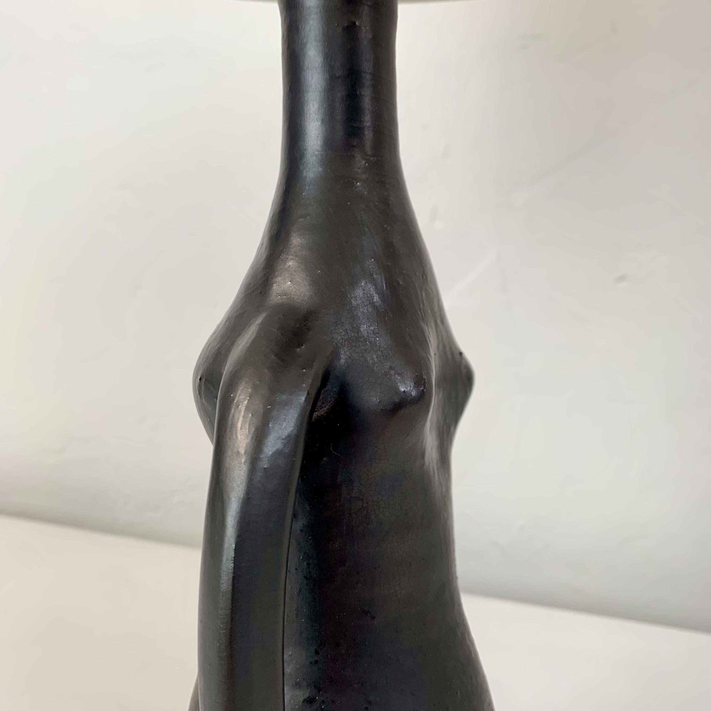 Met De Penninghen Antropomorphe Keramik-Tischlampe, um 1950, Frankreich. im Angebot 4