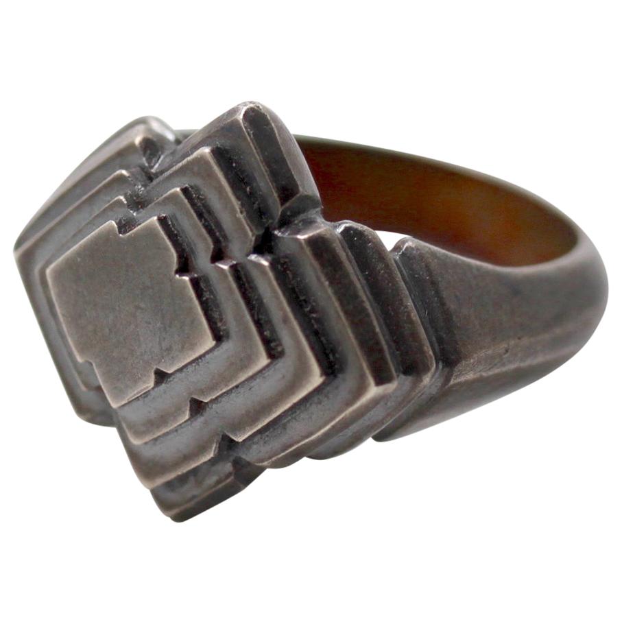 Metaalia Jewelry Handmade Zigguratt Ring in Sterling Silver