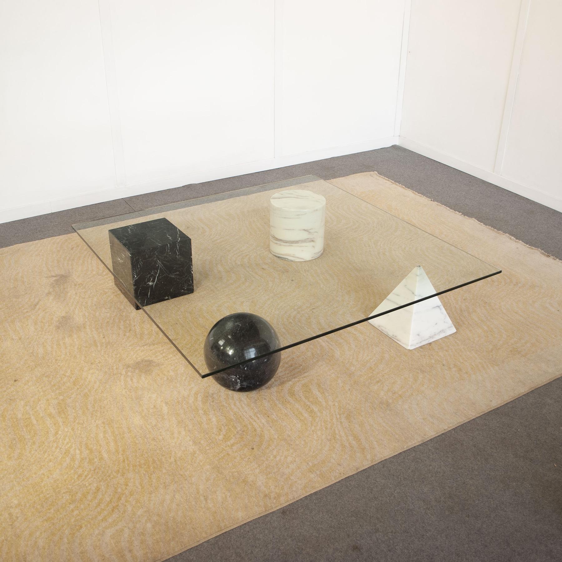 italien Table basse Metafora de Gianni Vignelli en vente