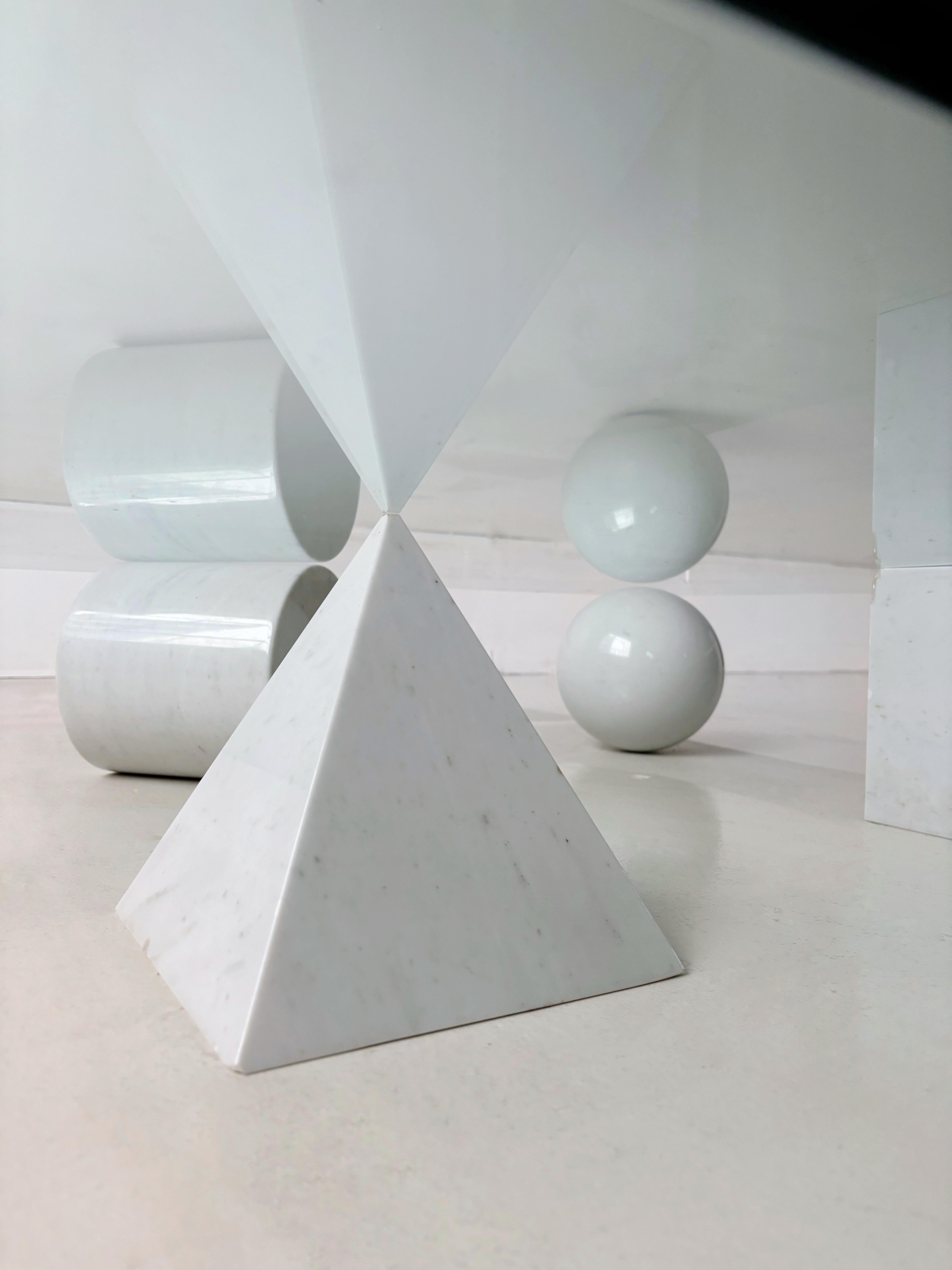 Late 20th Century Metafora Coffee Table in Carrara White Marble by Lella and Massimo Vignelli