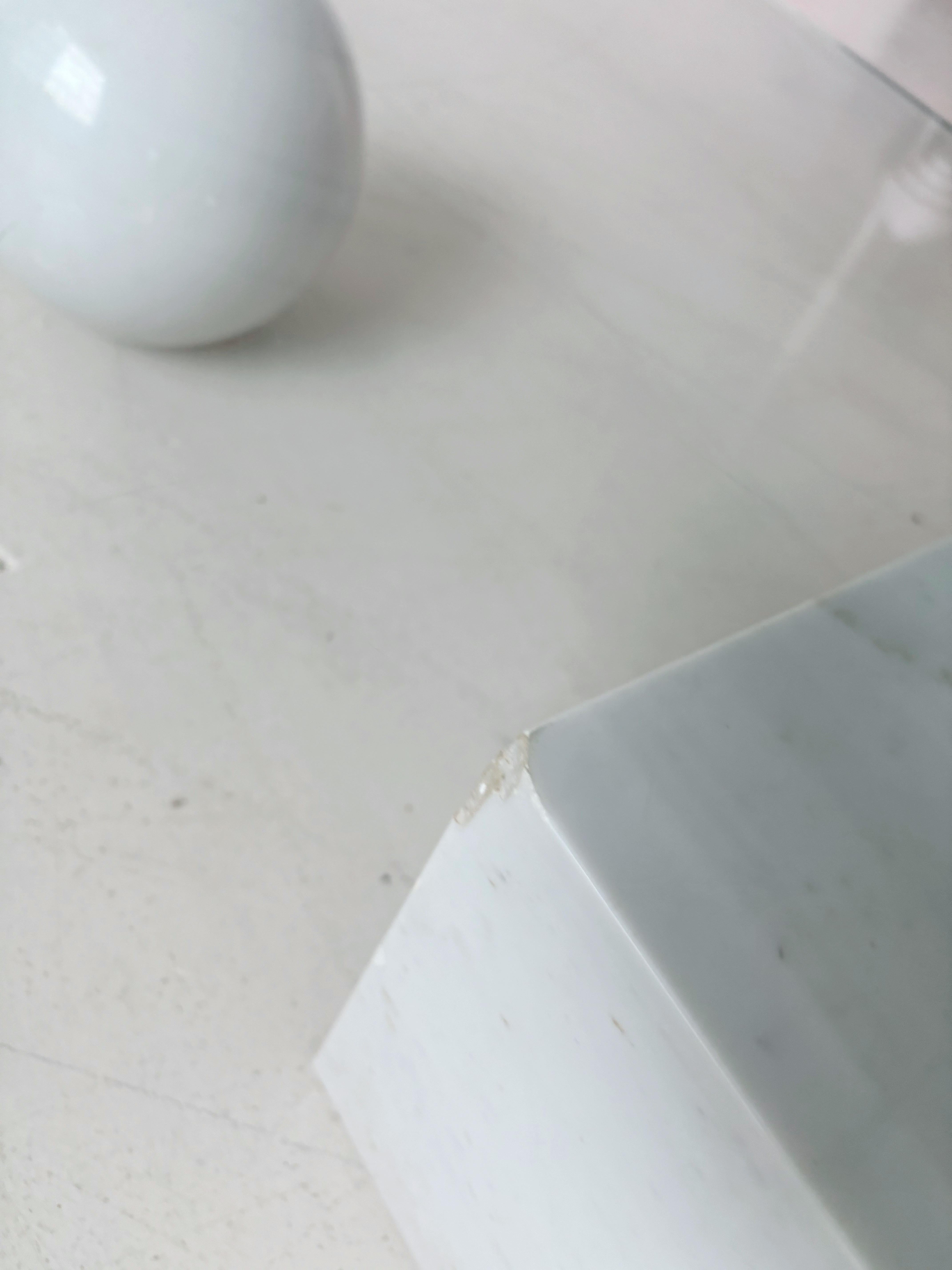 Metafora Coffee Table in Carrara White Marble by Lella and Massimo Vignelli 1