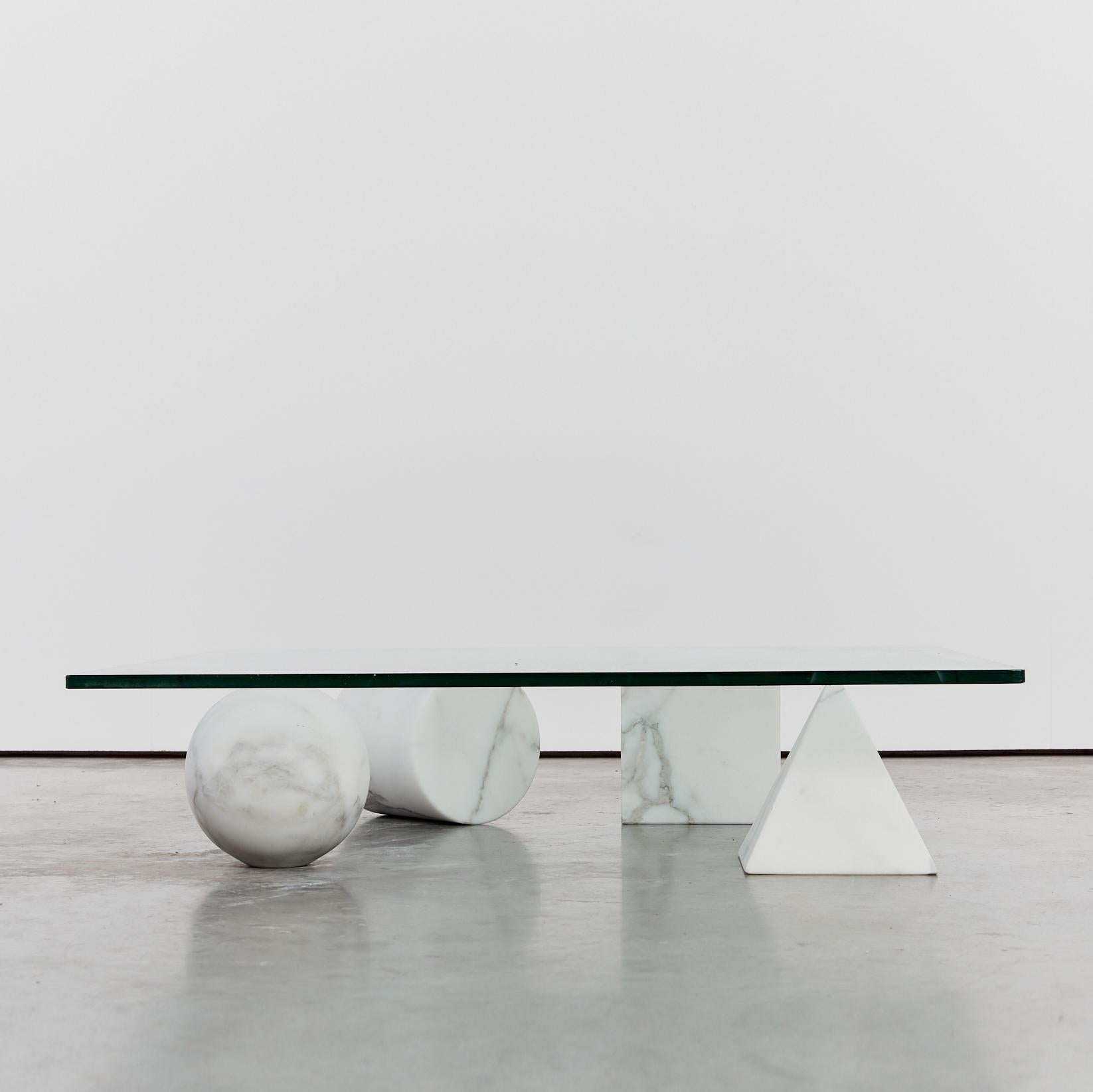 Metafora table by Massimo & Lella Vignelli in Carrara marble In Excellent Condition In London, GB