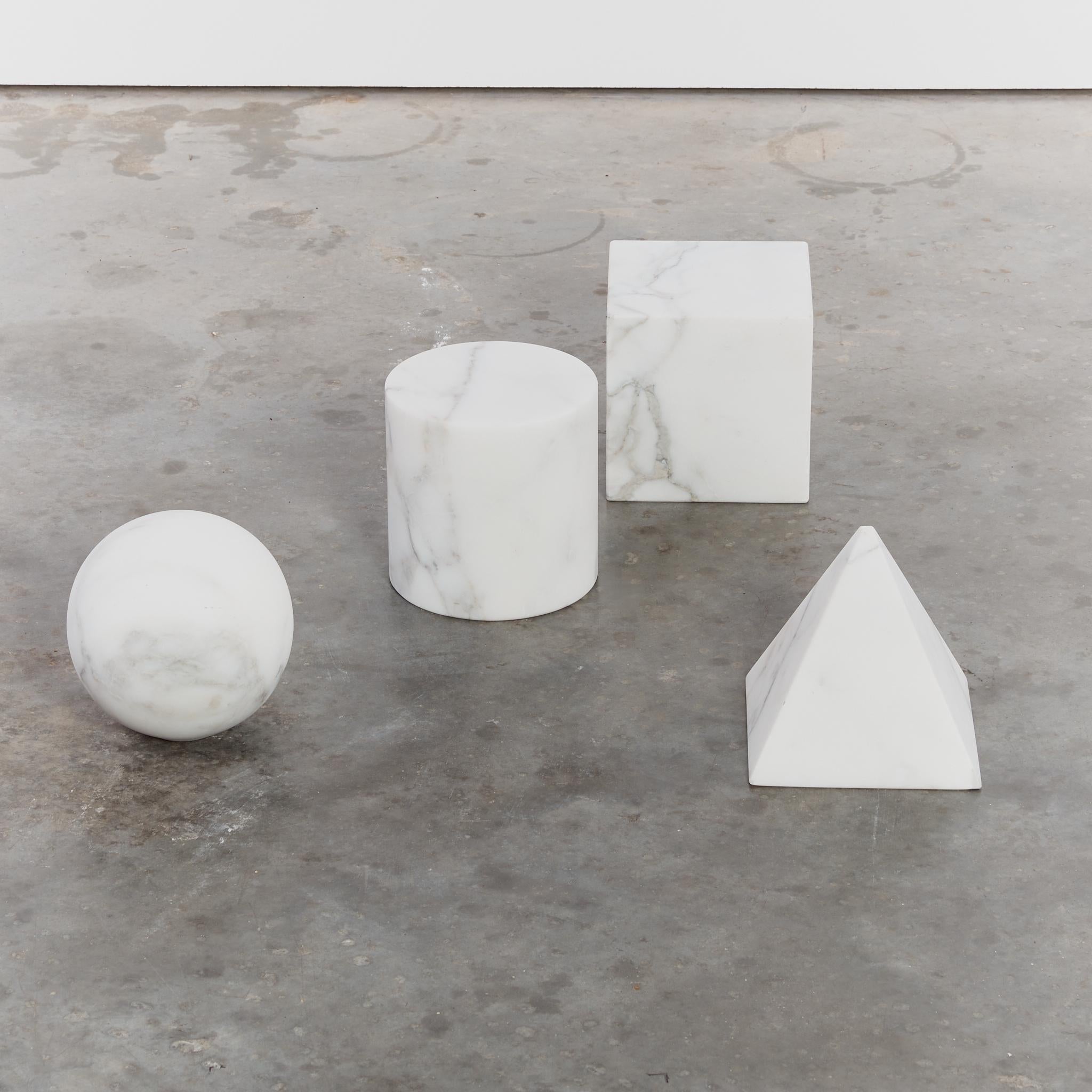 Metafora table by Massimo & Lella Vignelli in Carrara marble 1