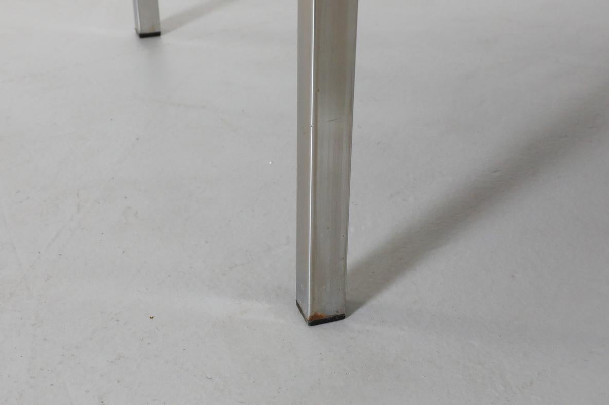 Metaform Table basse attribuée au milieu du siècle en travertin et chrome en vente 3