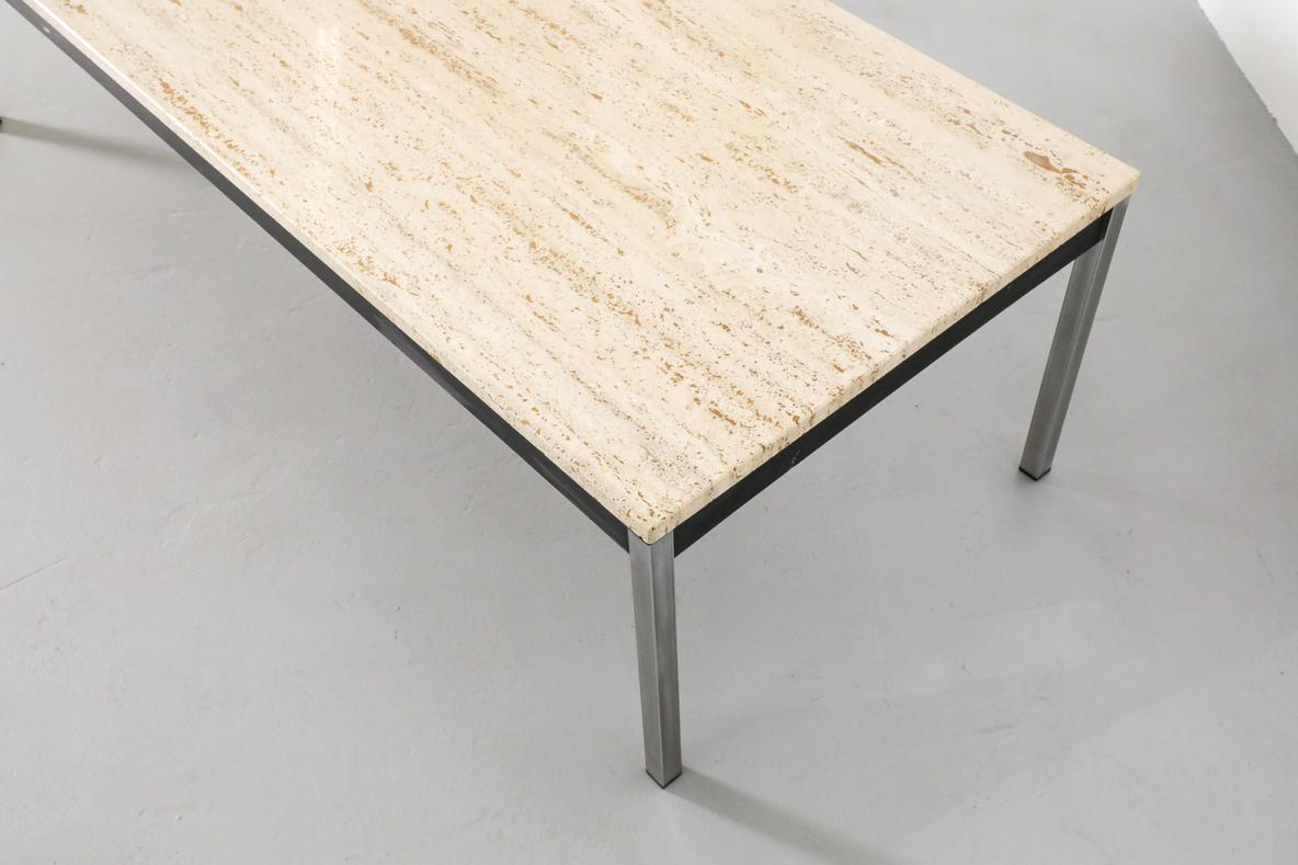 Metaform Table basse attribuée au milieu du siècle en travertin et chrome en vente 5