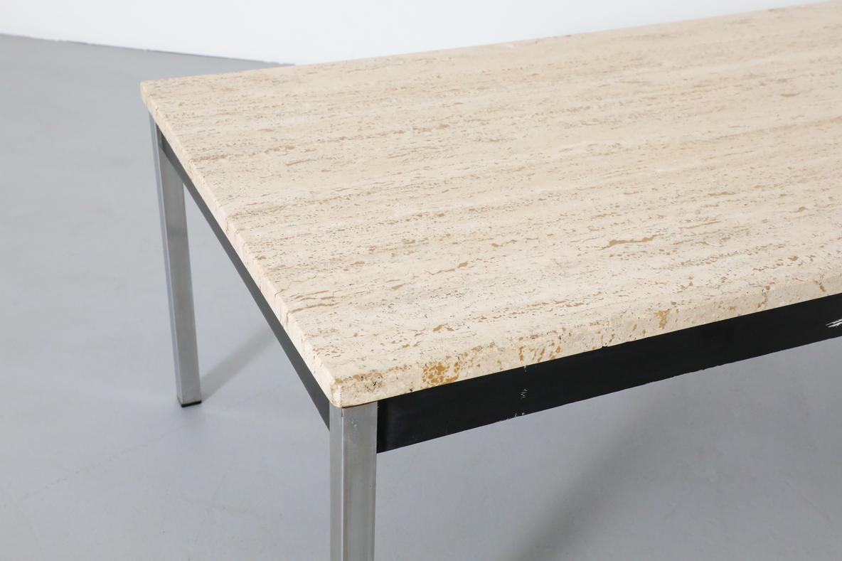 Metaform Table basse attribuée au milieu du siècle en travertin et chrome en vente 2