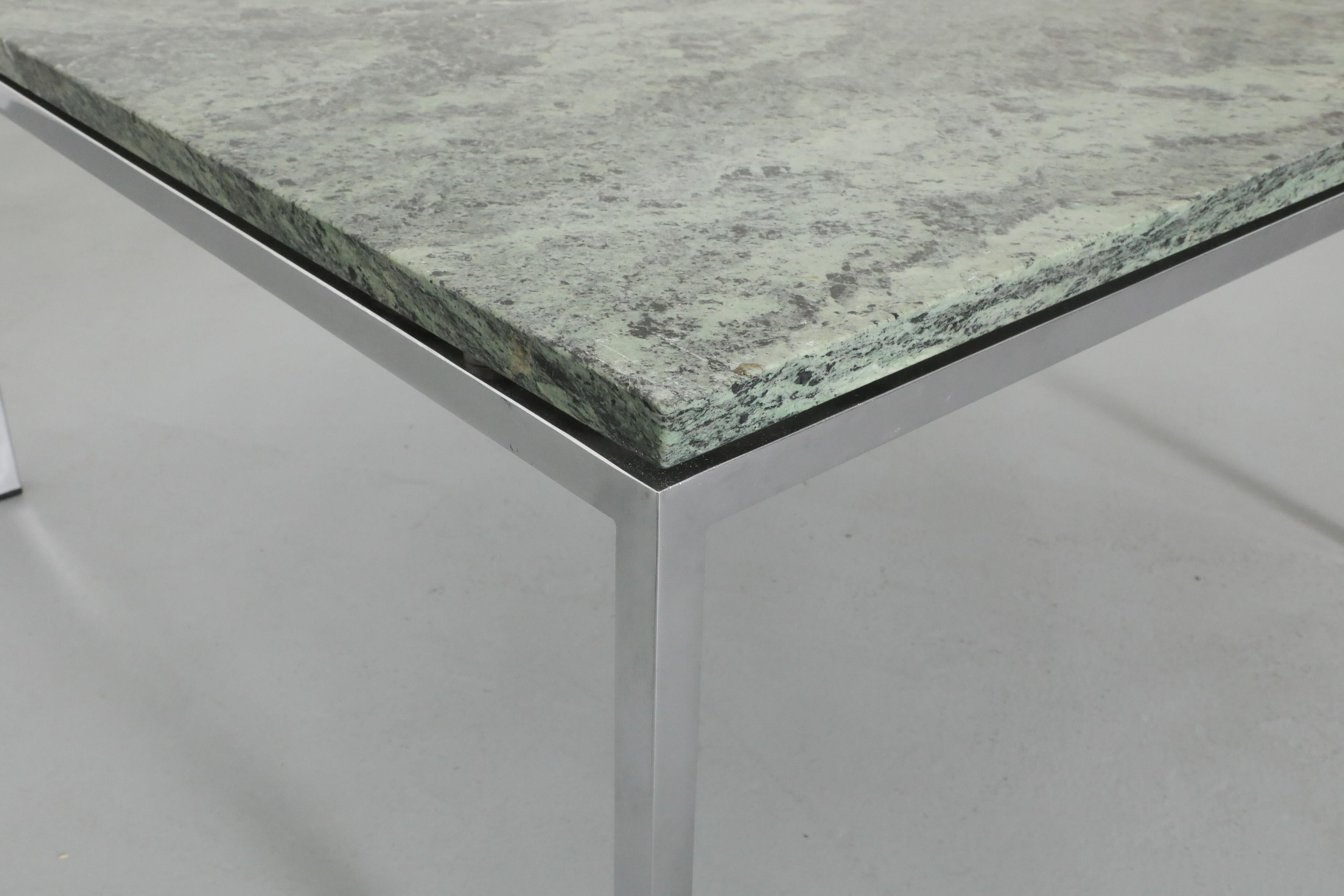 Metaform chrome coffee table with green marble top For Sale 6