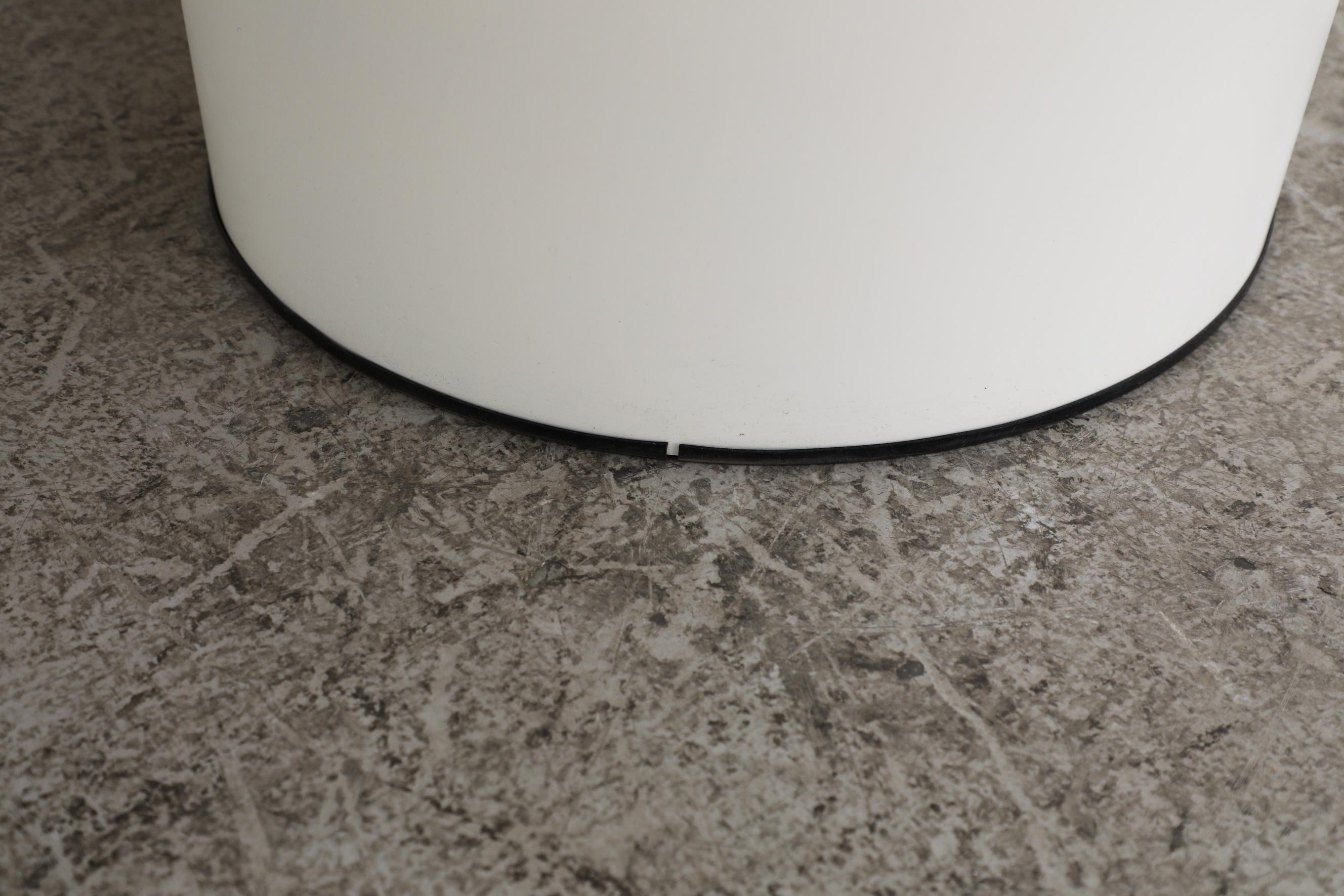 Metaform Round Carrara Marble Table with White Enameled Metal Pedestal Base For Sale 4