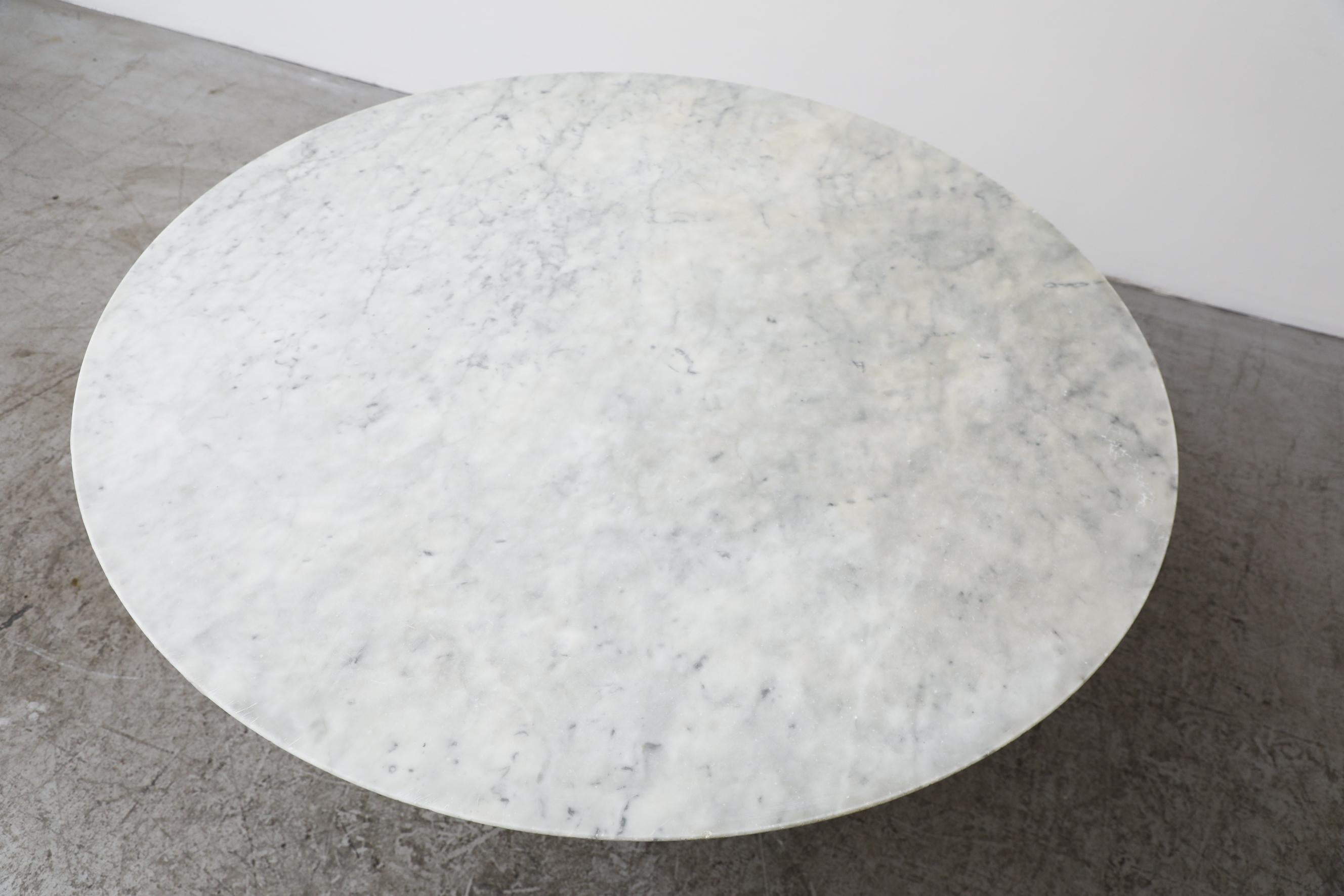 Metaform Round Carrara Marble Table with White Enameled Metal Pedestal Base For Sale 7