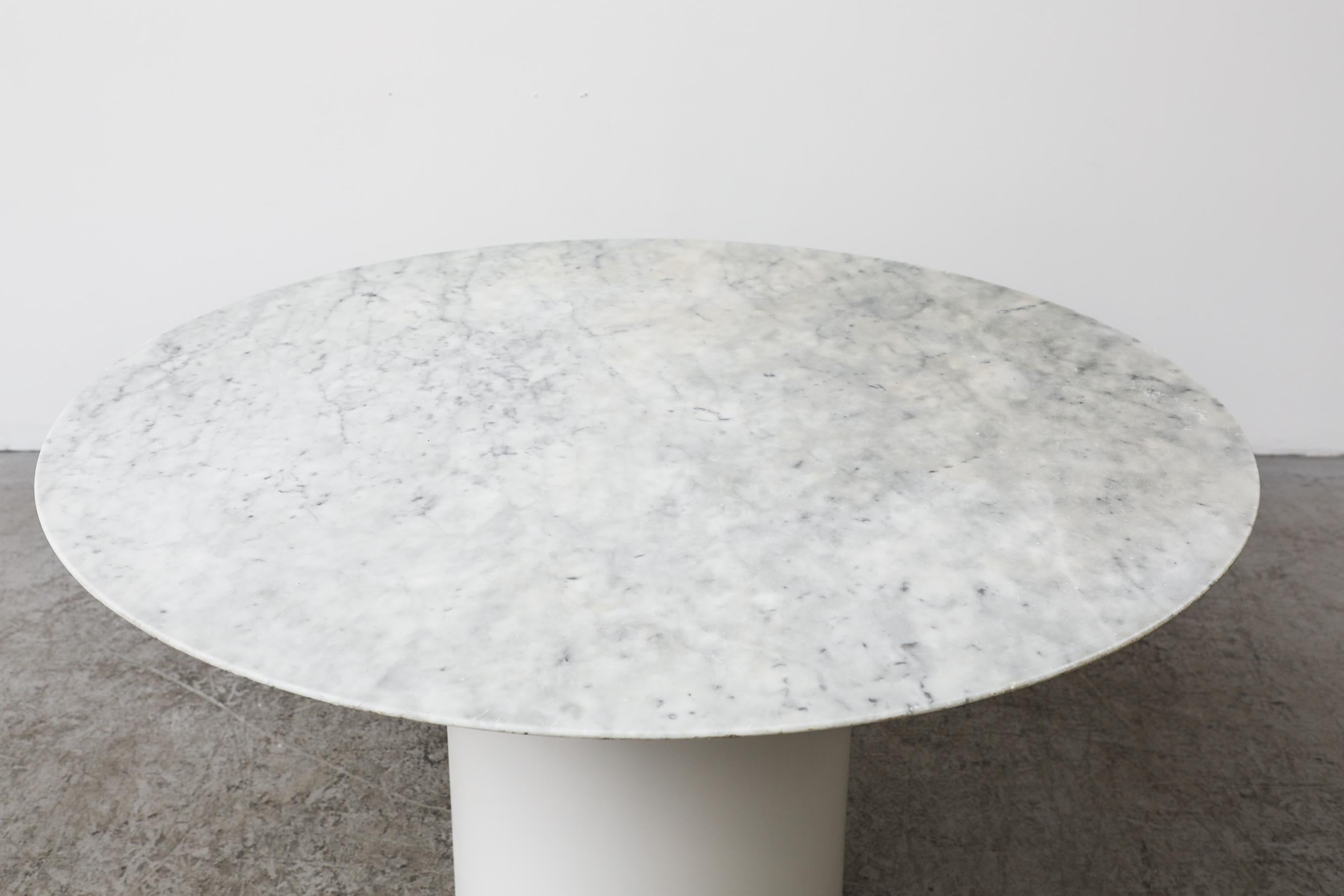 Dutch Metaform Round Carrara Marble Table with White Enameled Metal Pedestal Base For Sale