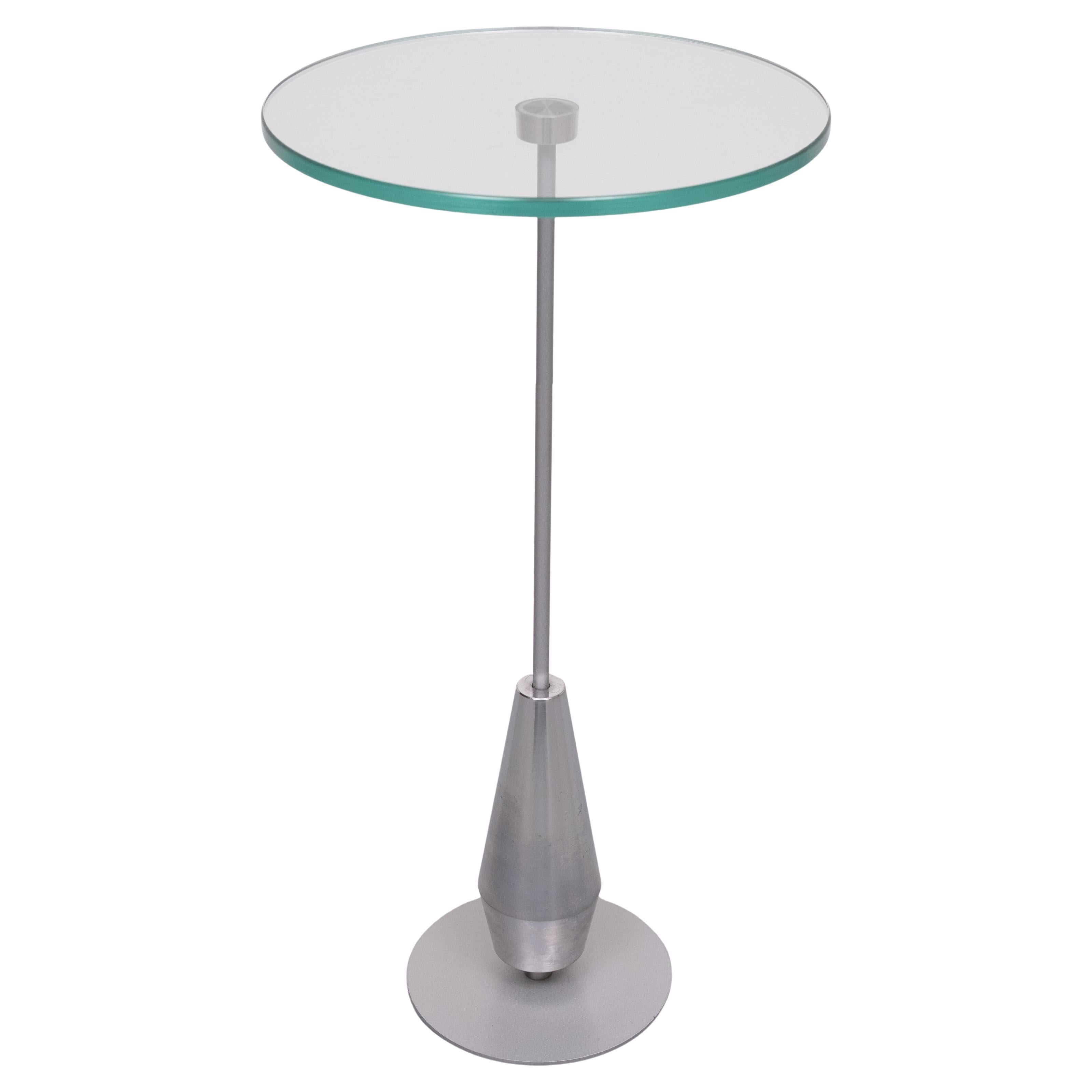 Very nice attractive side table . Thick round Glass top .
Elegant chromed Steel base . Manufactured by Metaform  Holland 


