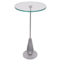 Petite table d'appoint élégante Metaform des années 1980