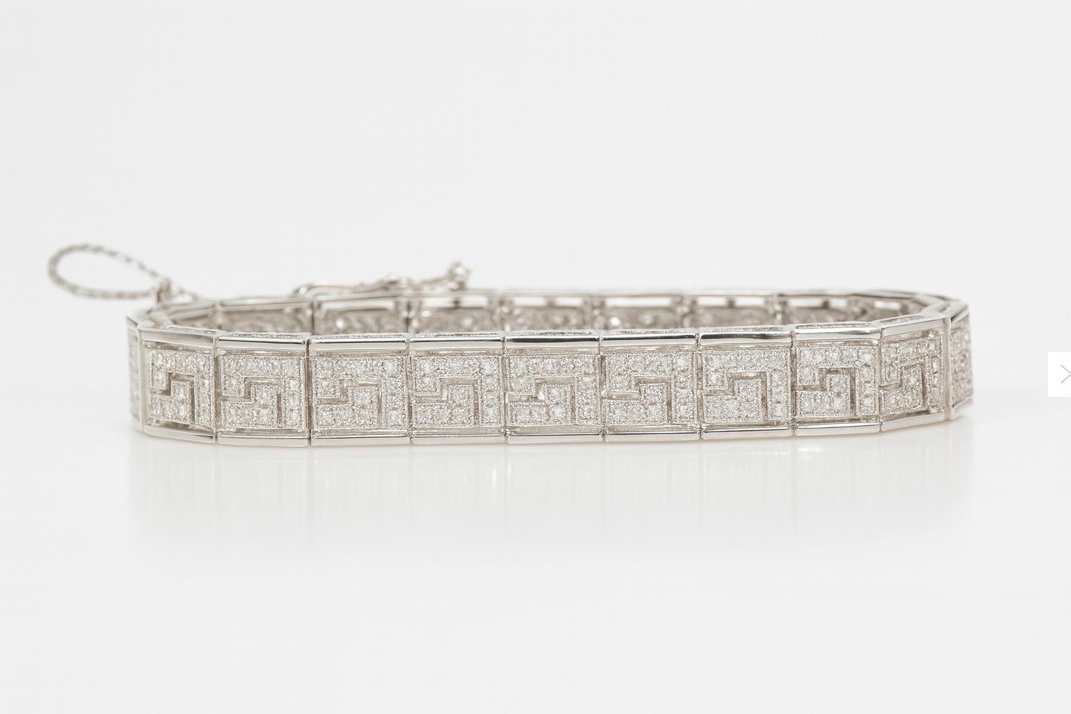 Retro Metal 14k White Gold Weight 21.3 grams Total Carat Weight 2.28ct Item Number 239 For Sale